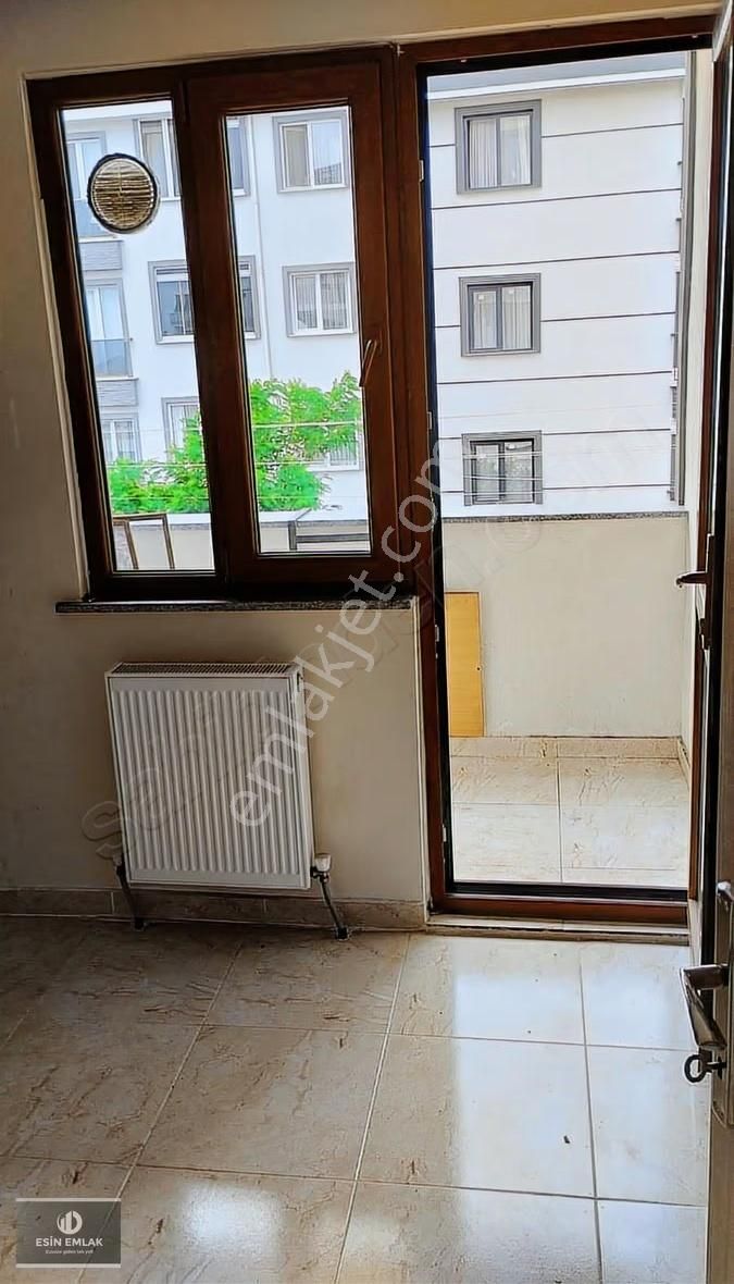 Atatürk Mah'de Geniş Arakat Satılık 2+1 Daire - Görsel 18