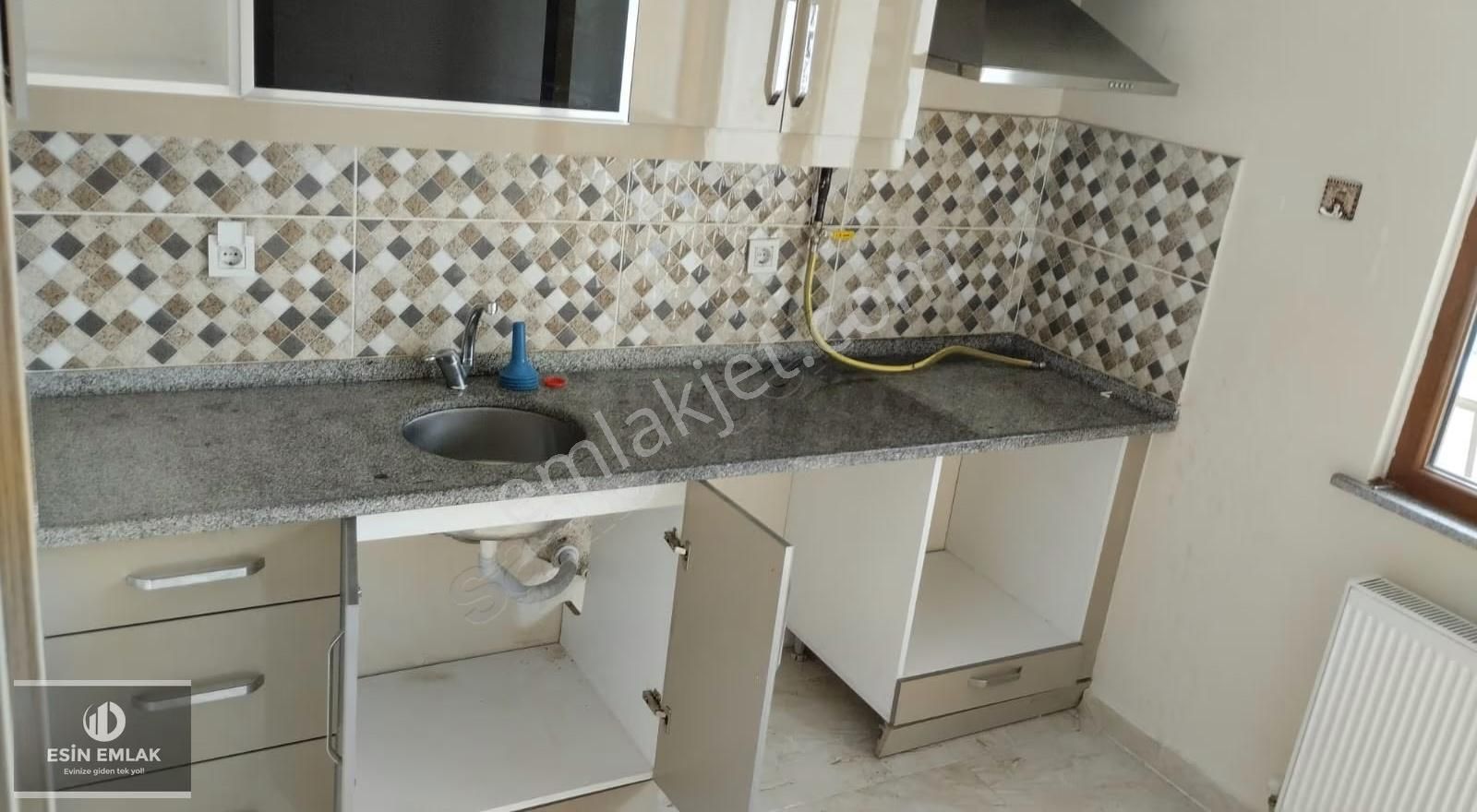 Atatürk Mah'de Geniş Arakat Satılık 2+1 Daire - Görsel 17