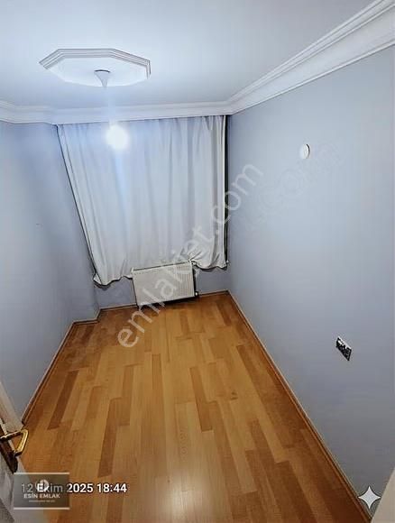 Orta Mah'de E5'e Yakın Ferah Temiz 3+1 Satılık Daire - Görsel 9