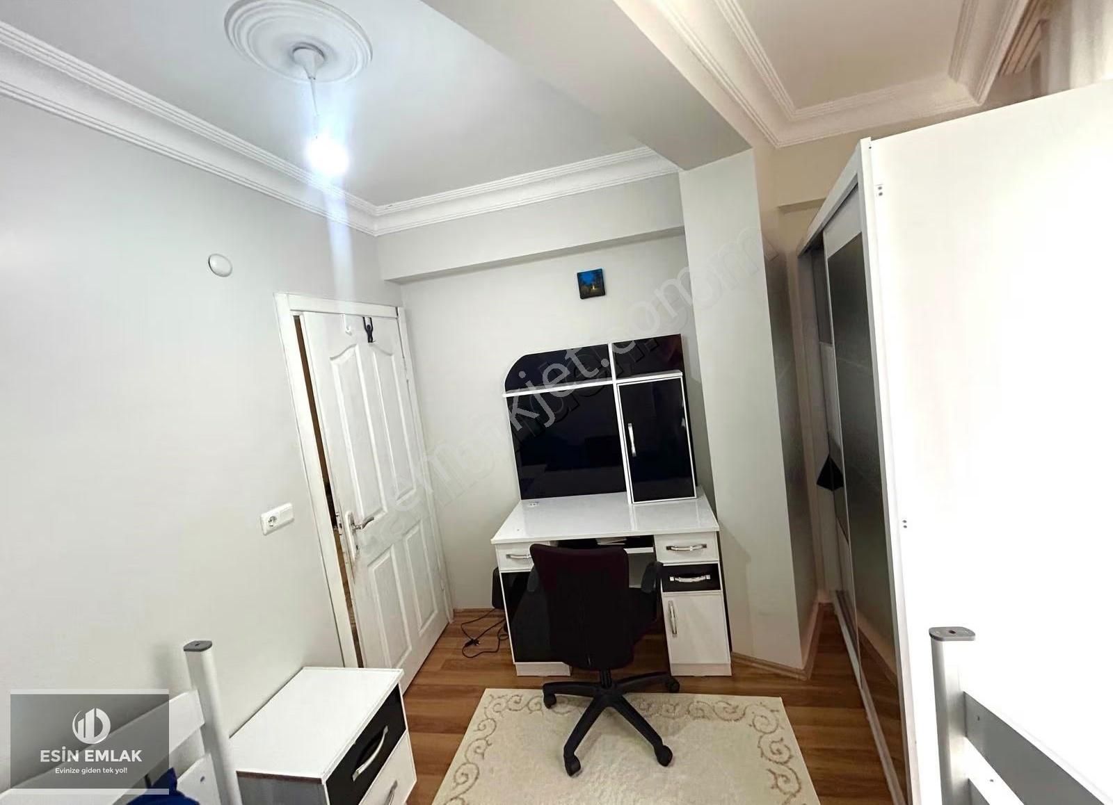 Cumhuriyet Mah'de Geniş Balkonlu Satılık 3+1 Daire - Görsel 20