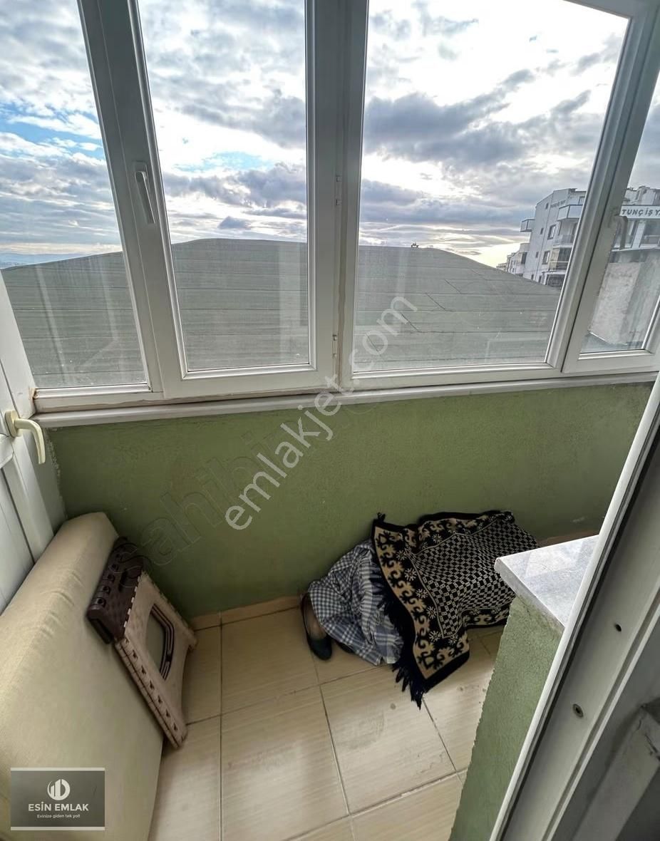 Cumhuriyet Mah'de Geniş Balkonlu Satılık 3+1 Daire - Görsel 33