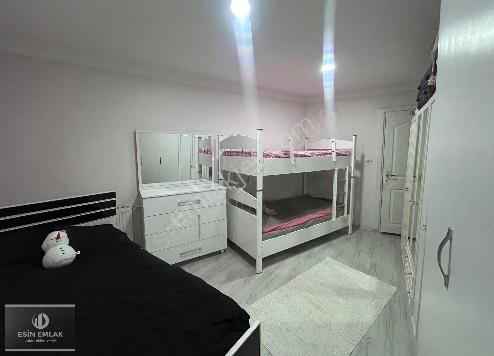 Cumhuriyet Mah'de Geniş Balkonlu Satılık 3+1 Daire - Görsel 34