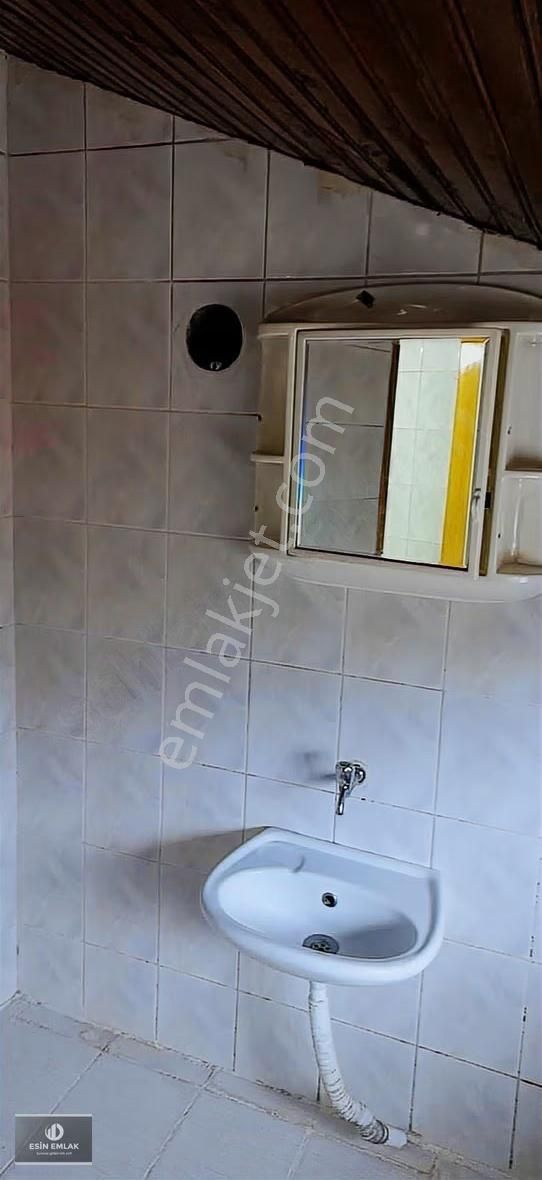 Yeni Mah Temiz Geniş M2'li E5'e Yakın Fırsat Yatırımlık 2+1daire - Görsel 24