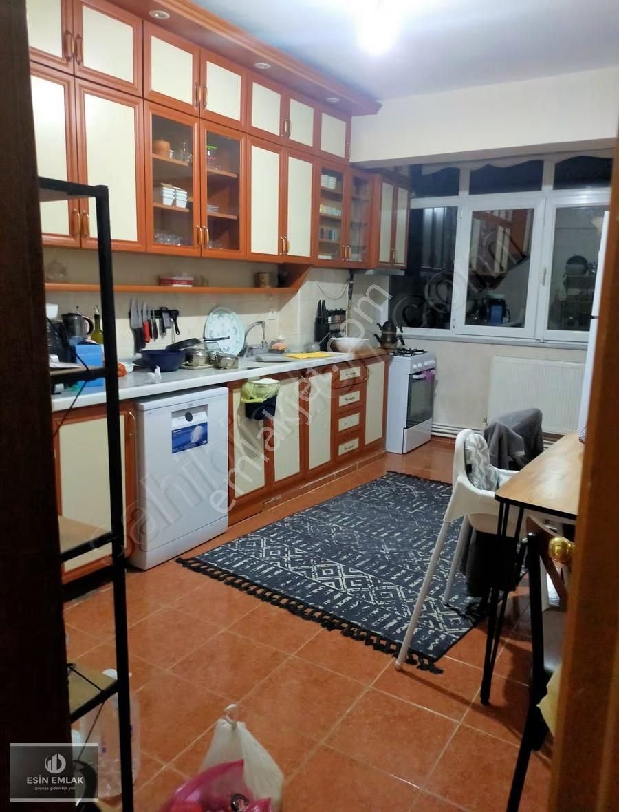 Çayırova Emek Mah'de Geniş Arakat 3+1 Daire - Görsel 5
