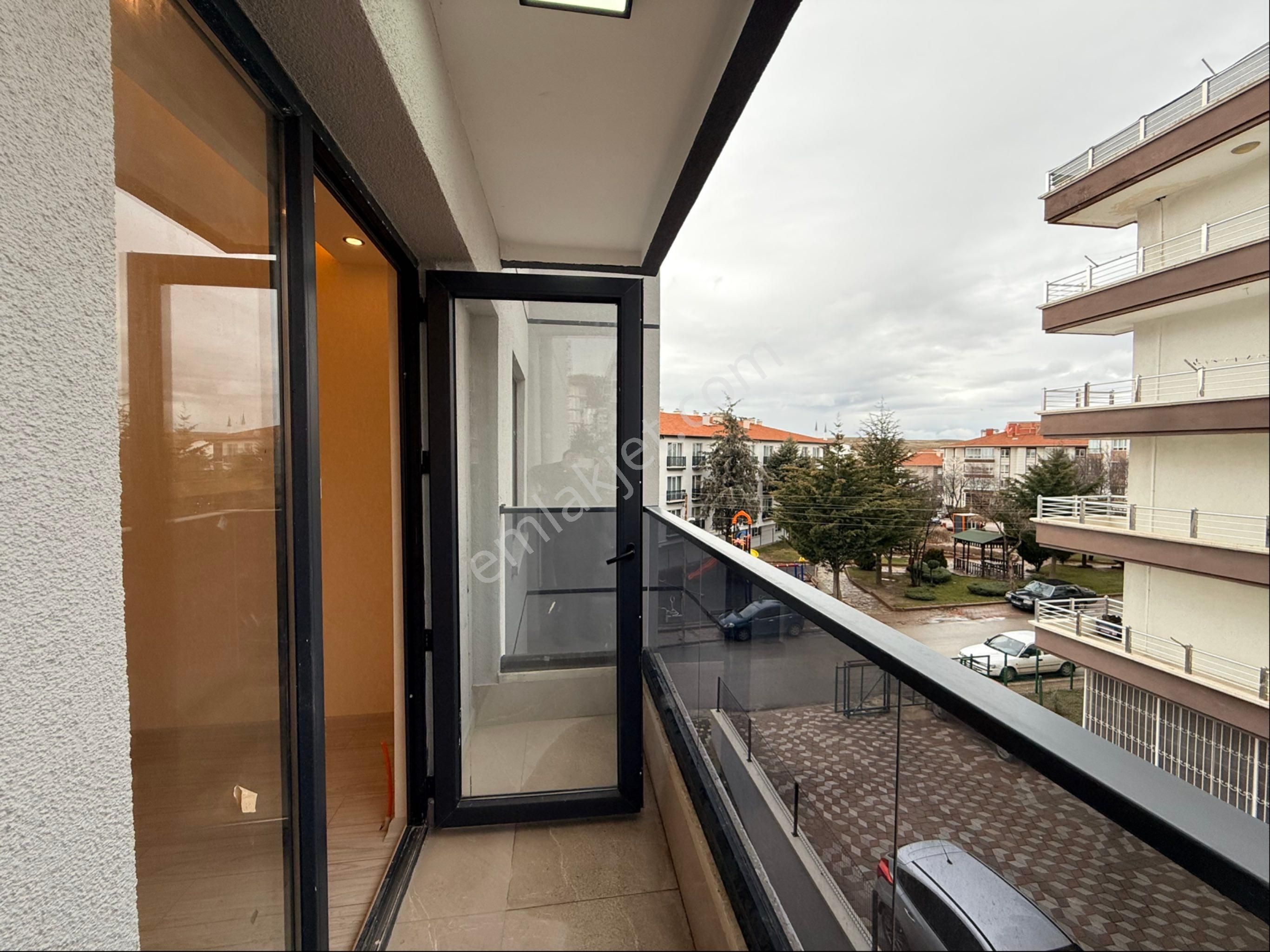 Keçiören Hisar‘da Yeni Sıfır Bina 3 + 1 Orta Katta Satılık Daire - Görsel 15