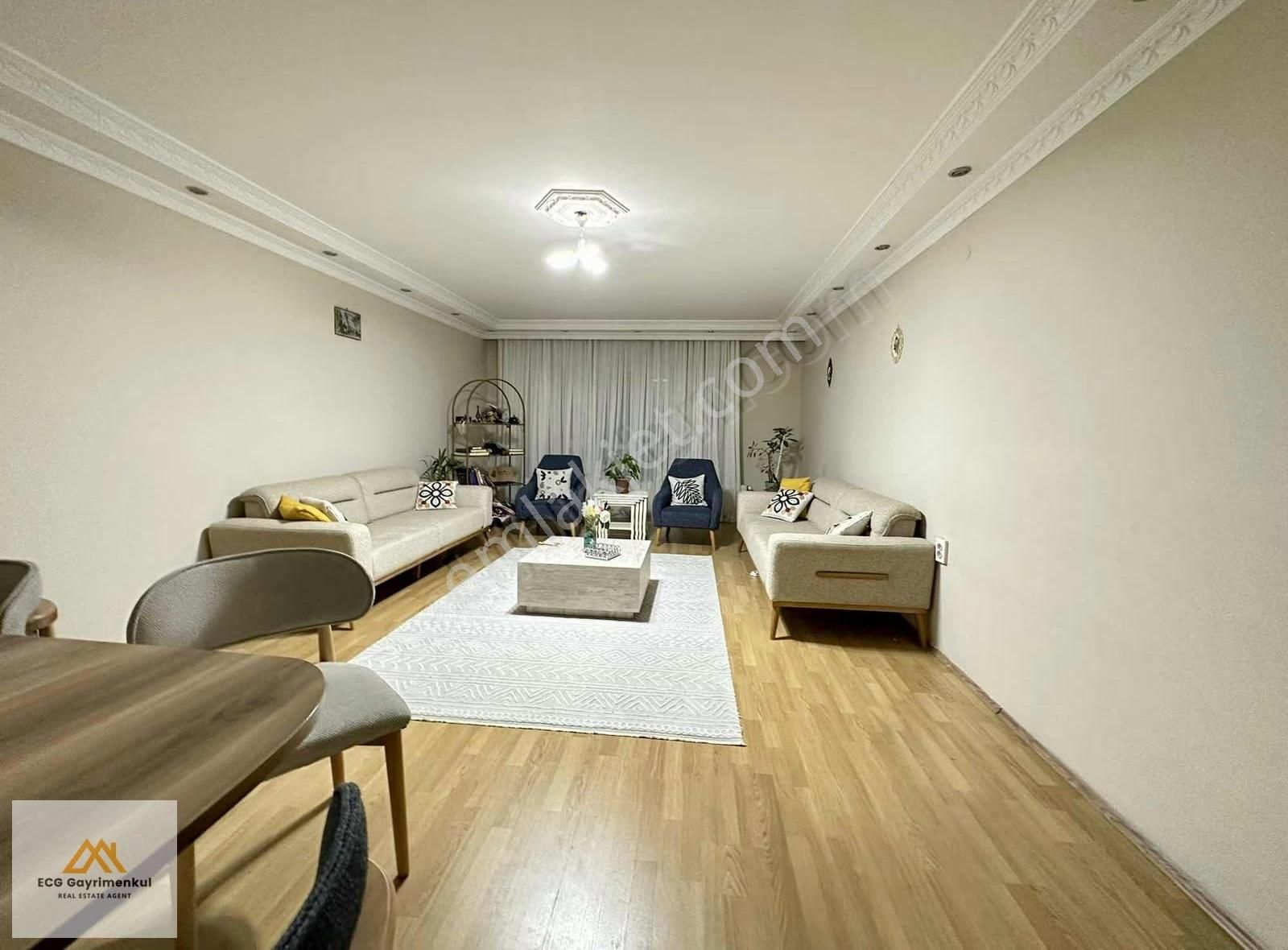 Engincan Gül'den; Saray Merkezde, Katta, Asansörlü, Satılık 4+1 - Görsel 6