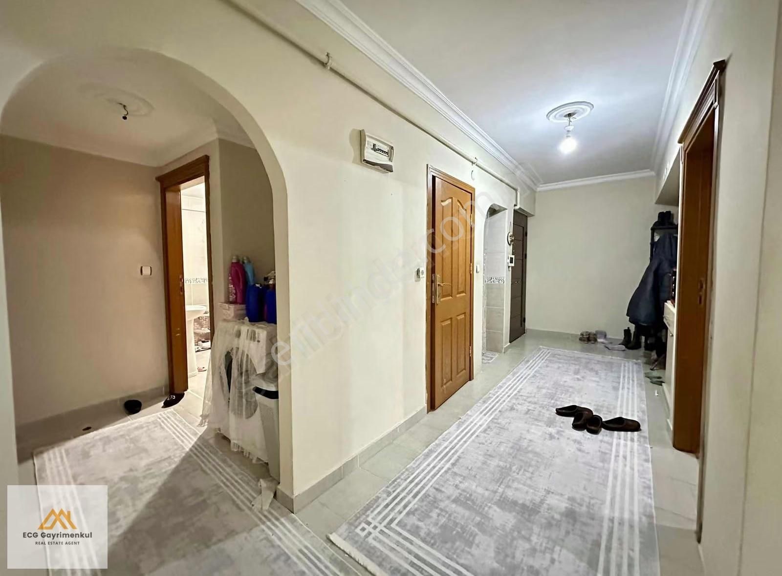 Engincan Gül'den; Saray Merkezde, Katta, Asansörlü, Satılık 4+1 - Görsel 3