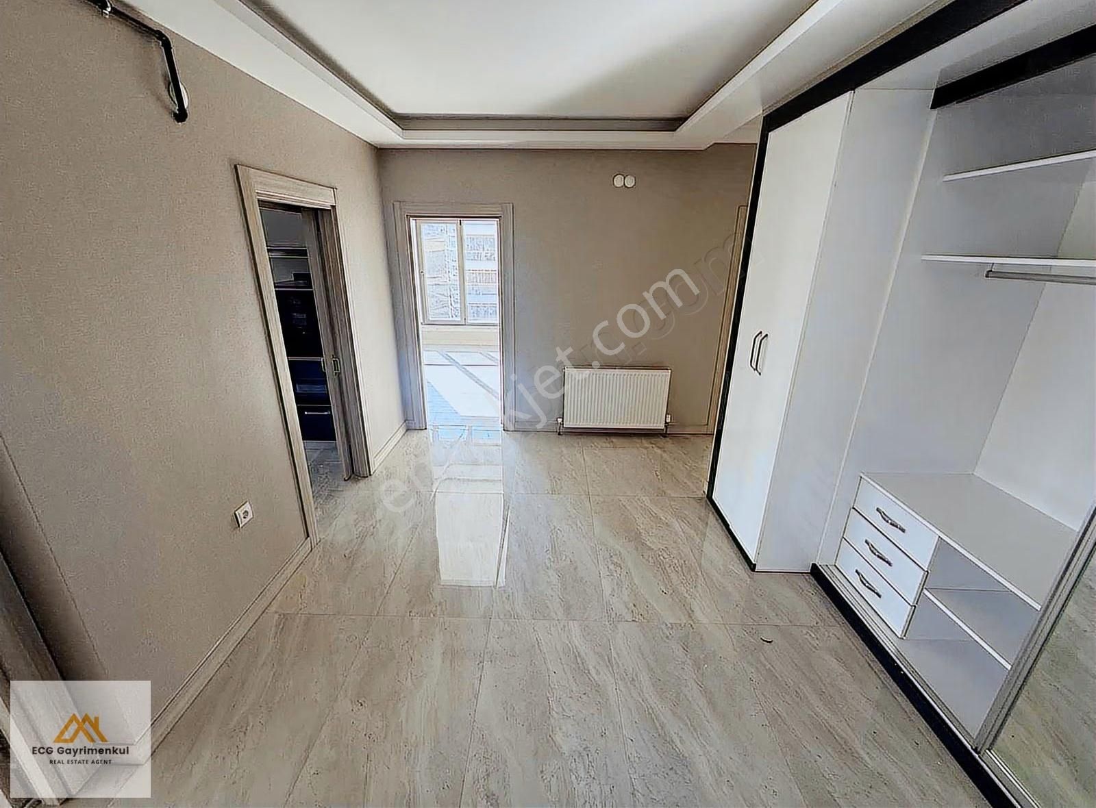 Engincan Gül'den; Sitede 8. Katta Lüx 4+1 Kiralık Daire - Görsel 19