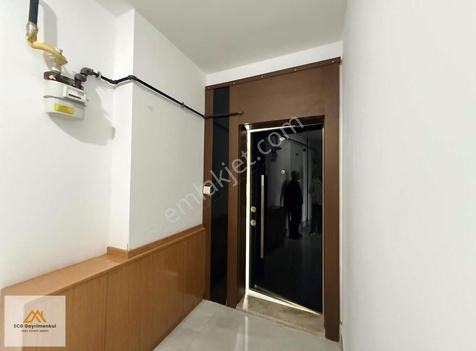 Engincan Gül'den; Sitede 8. Katta Lüx 4+1 Kiralık Daire - Görsel 27