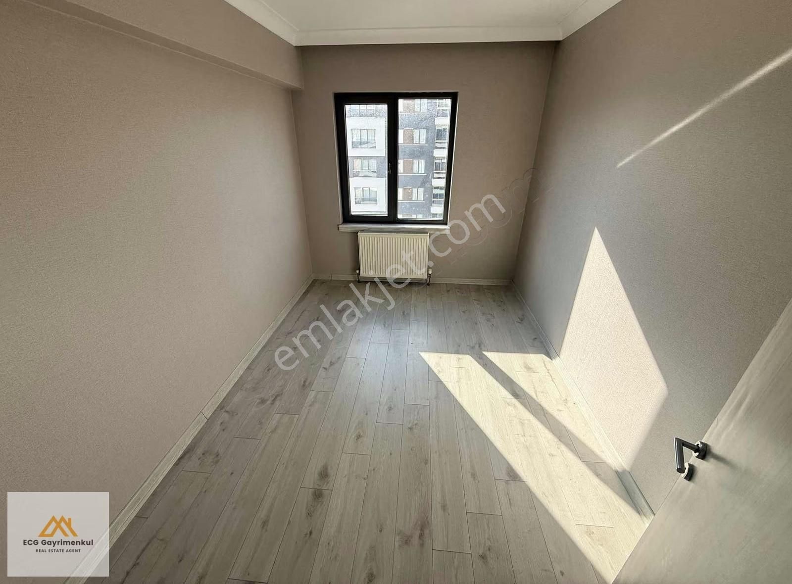 Engincan Gül'den; Sitede 8. Katta Lüx 4+1 Kiralık Daire - Görsel 26