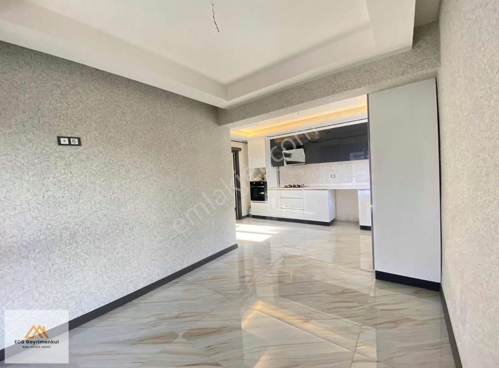 Ecg Gayrimenkul'den; Sitede Çok Geniş 4+1 Süper Kiralık Daire !! - Görsel 30