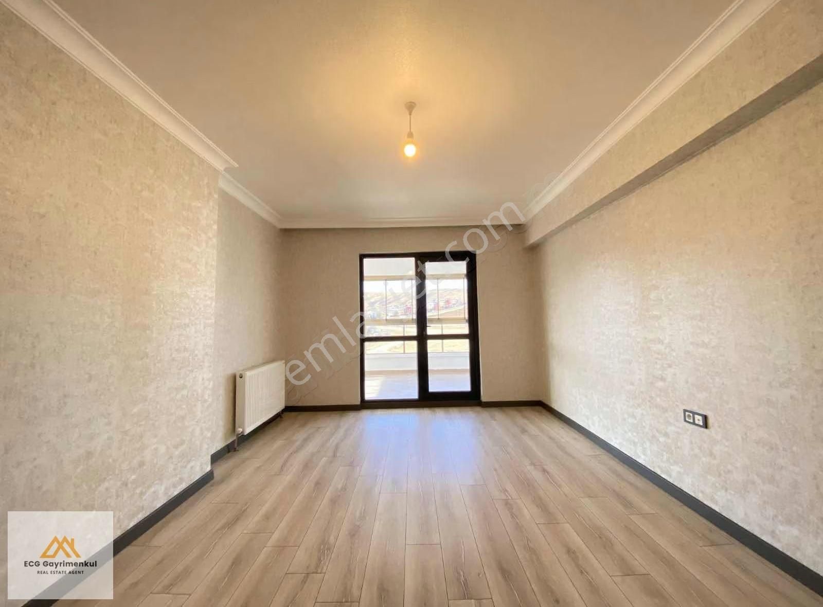 Ecg Gayrimenkul'den; Sitede Çok Geniş 4+1 Süper Kiralık Daire !! - Görsel 31