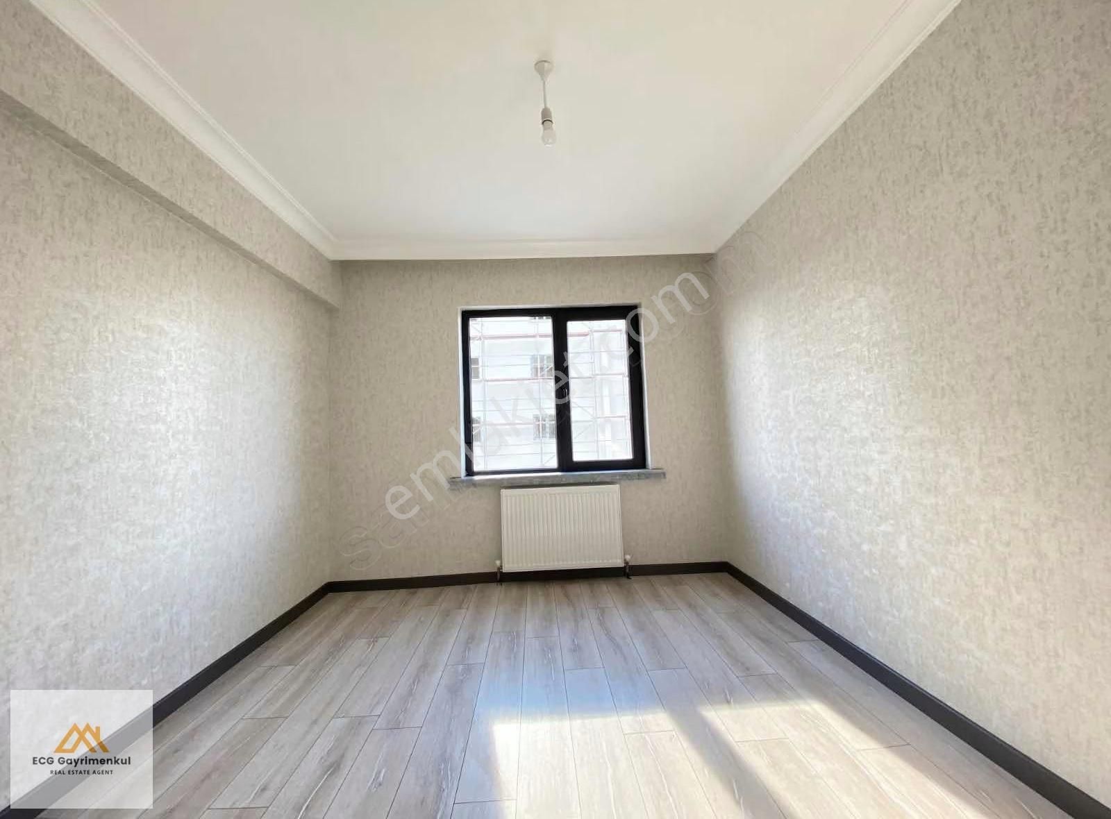 Ecg Gayrimenkul'den; Sitede Çok Geniş 4+1 Süper Kiralık Daire !! - Görsel 16