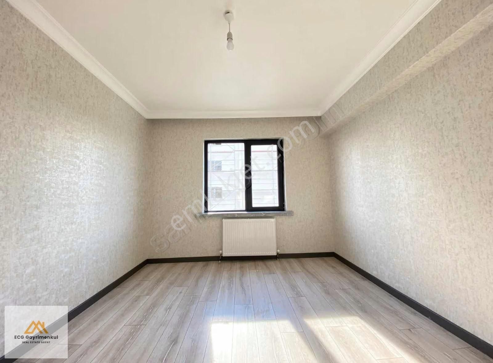 Ecg Gayrimenkul'den; Sitede Çok Geniş 4+1 Süper Kiralık Daire !! - Görsel 11