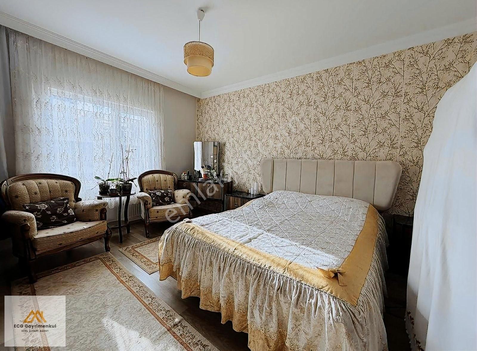 Engincan Gül'den; Sarayda Sitede Cadde Üzeri 3+1 Geniş Daire - Görsel 19