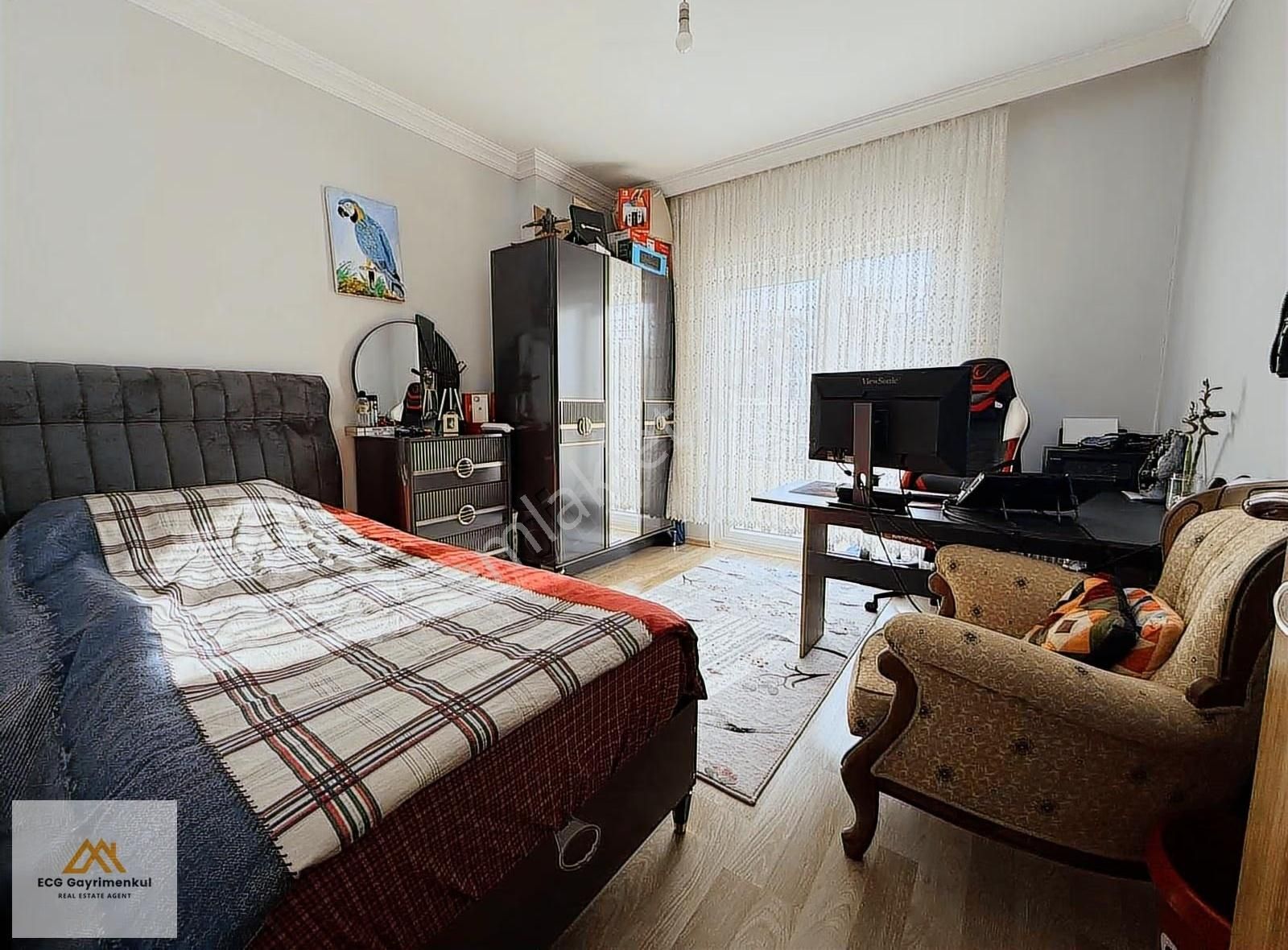 Engincan Gül'den; Sarayda Sitede Cadde Üzeri 3+1 Geniş Daire - Görsel 25