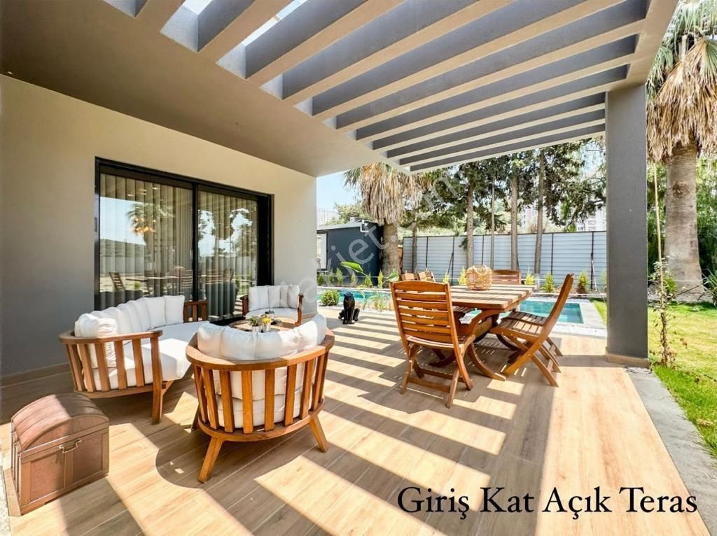 Kuşadası Merkezde Satılık 4+1 6+1 Vtiplla - Görsel 17