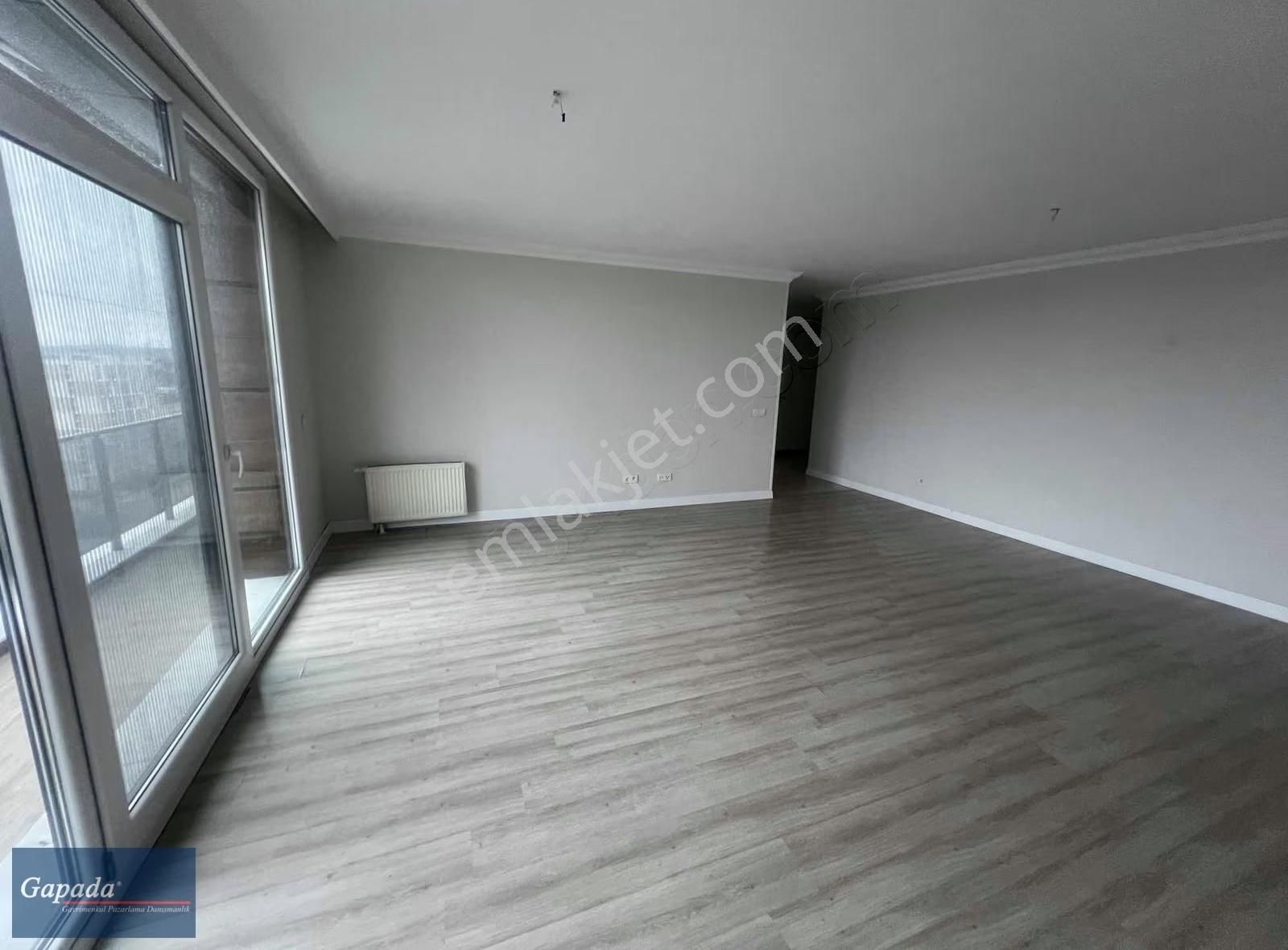 İstanbul Lounge 3+1 Kiralık Güney Cephe 165 M. Peyzaj Boş Daire - Görsel 9