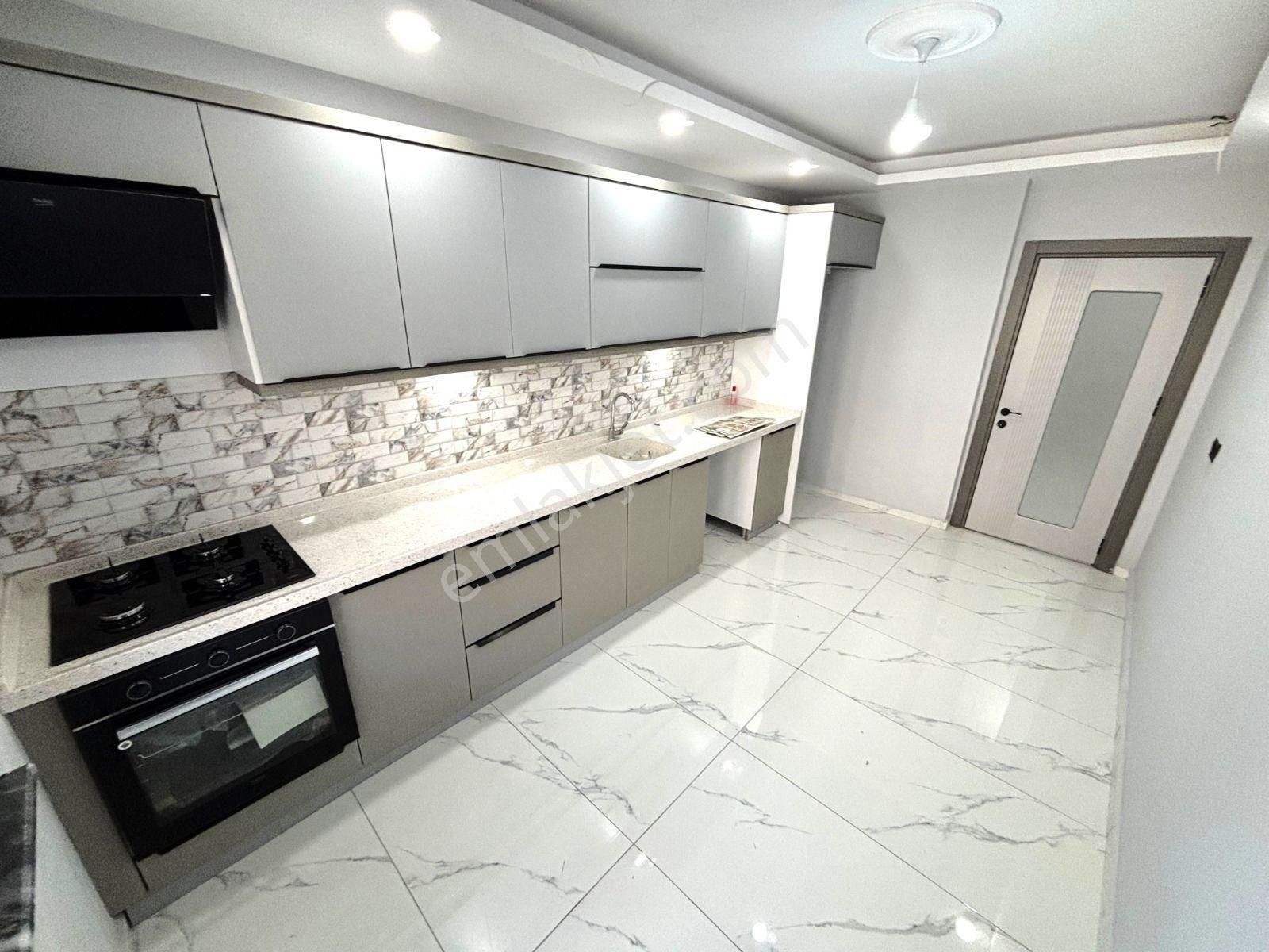 🏡 Referans'tan Altınkum'da Ayrı Mutfak Ön Cephe 2+1 Daire