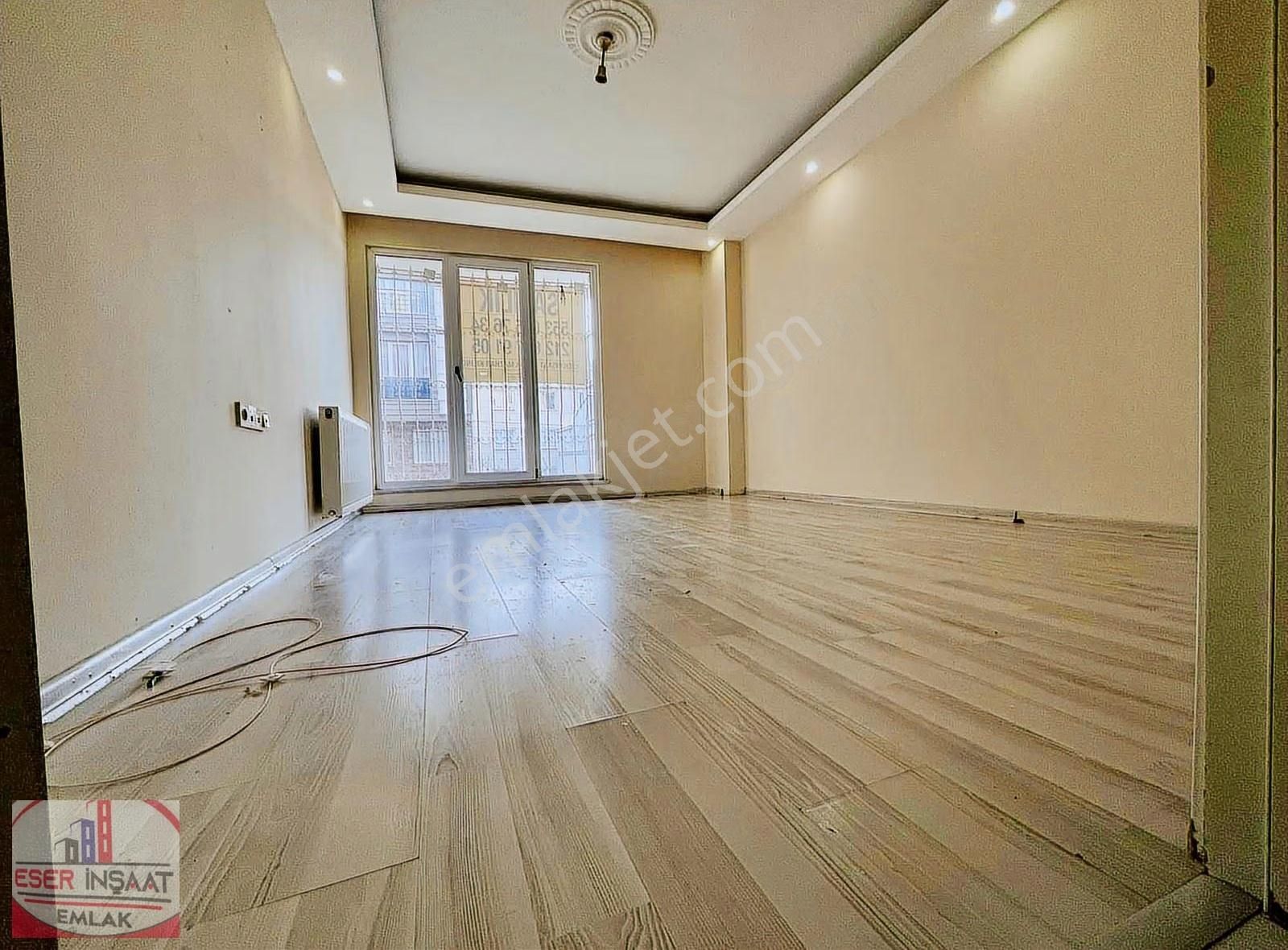 Eser Yapıdan Satılık2+1 90m2 Ön Cephe Balkonlu Yüksek Giriş