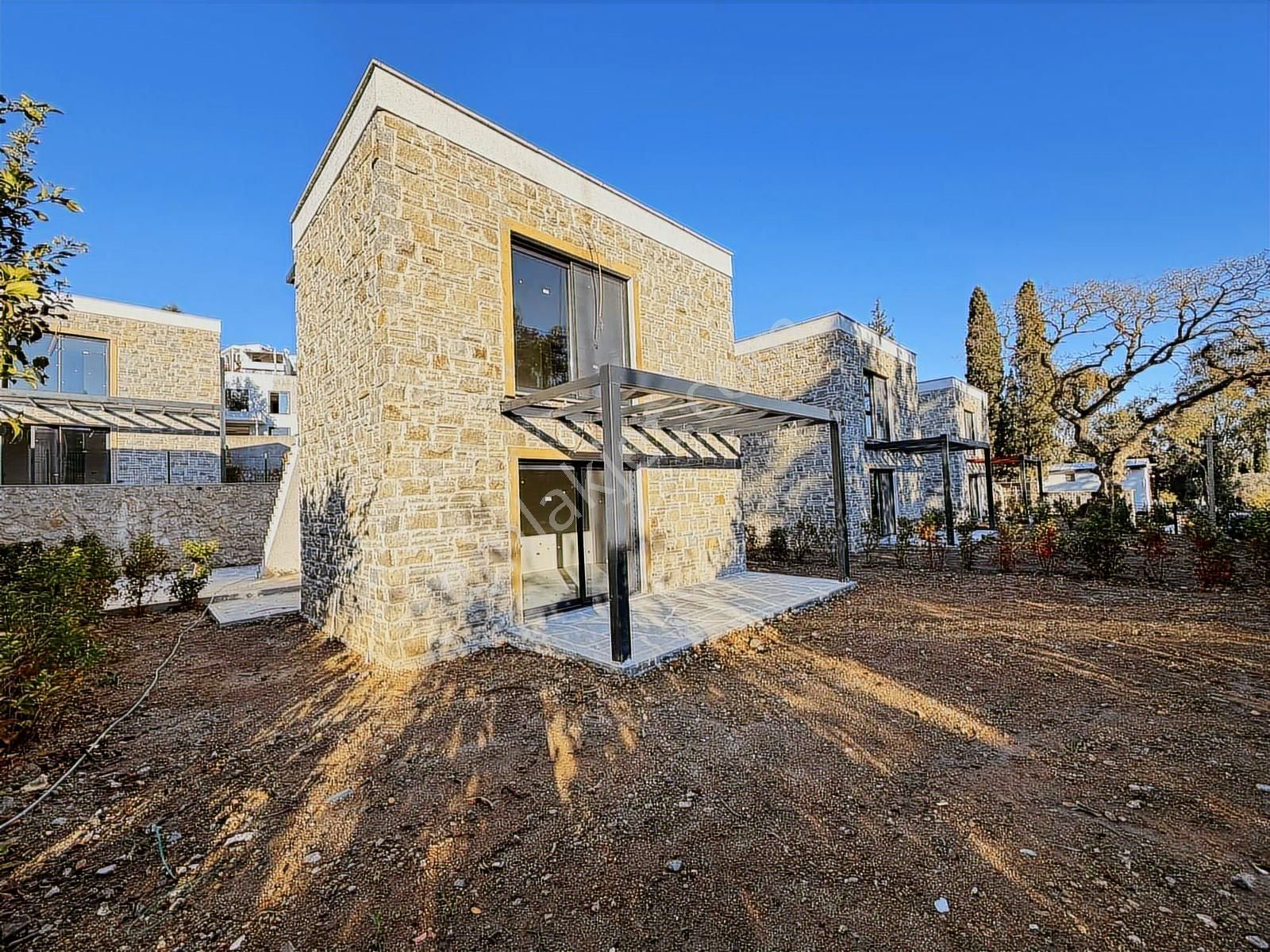 Bodrum Dereköyde Satılık Sıfır Bahçe Katı 2 + 1 Daire - Görsel 20