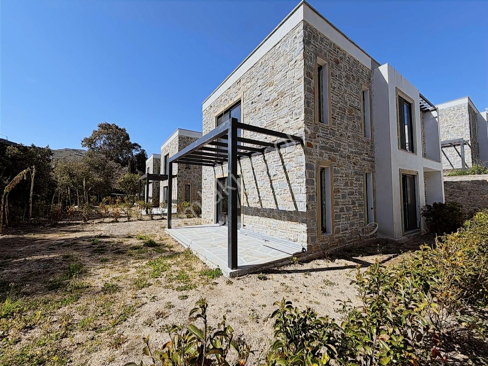 Bodrum Dereköyde Satılık Sıfır Bahçe Katı 2 + 1 Daire - Görsel 17