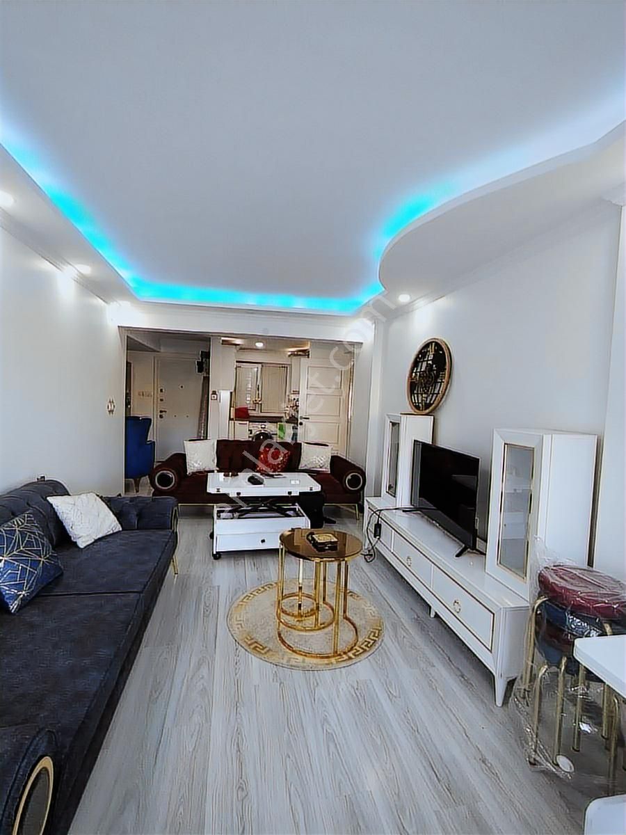 Rami Cuma Mahallesi Eşyalı Teraslı 2+1