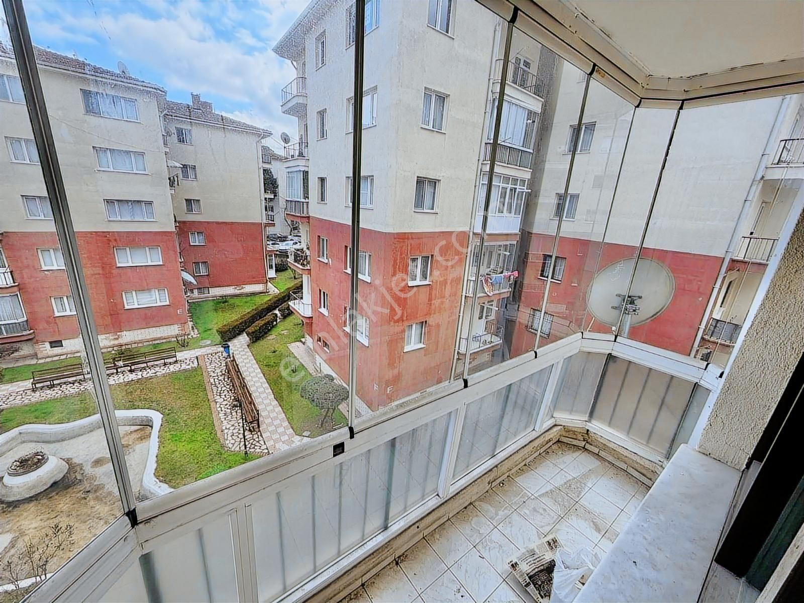 Ertuğrul Gazi Mah. 3+1 Salon Bağımsız 2.katta Site İçerisinde - Görsel 33