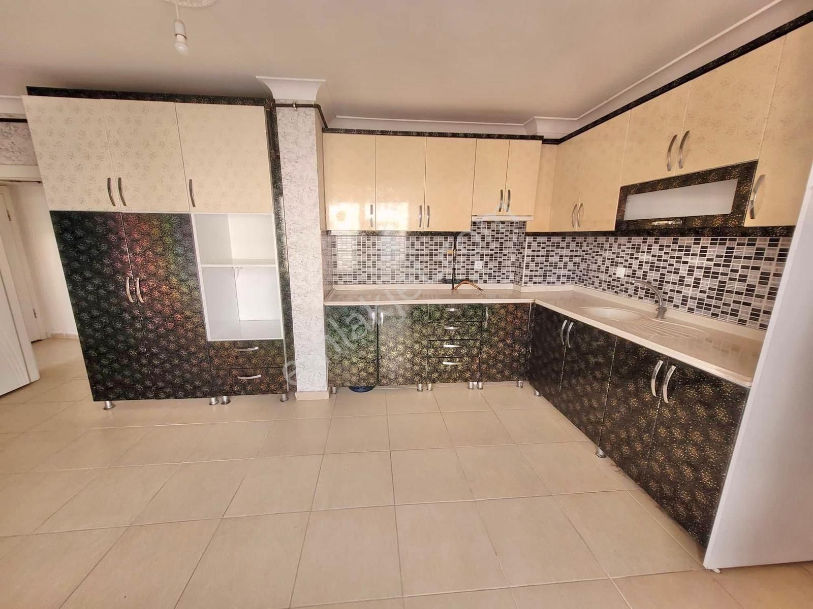 Etimesgut Piyade Mah. 4+1 Full Yapılı Geniş Katta Dubleks - Görsel 4