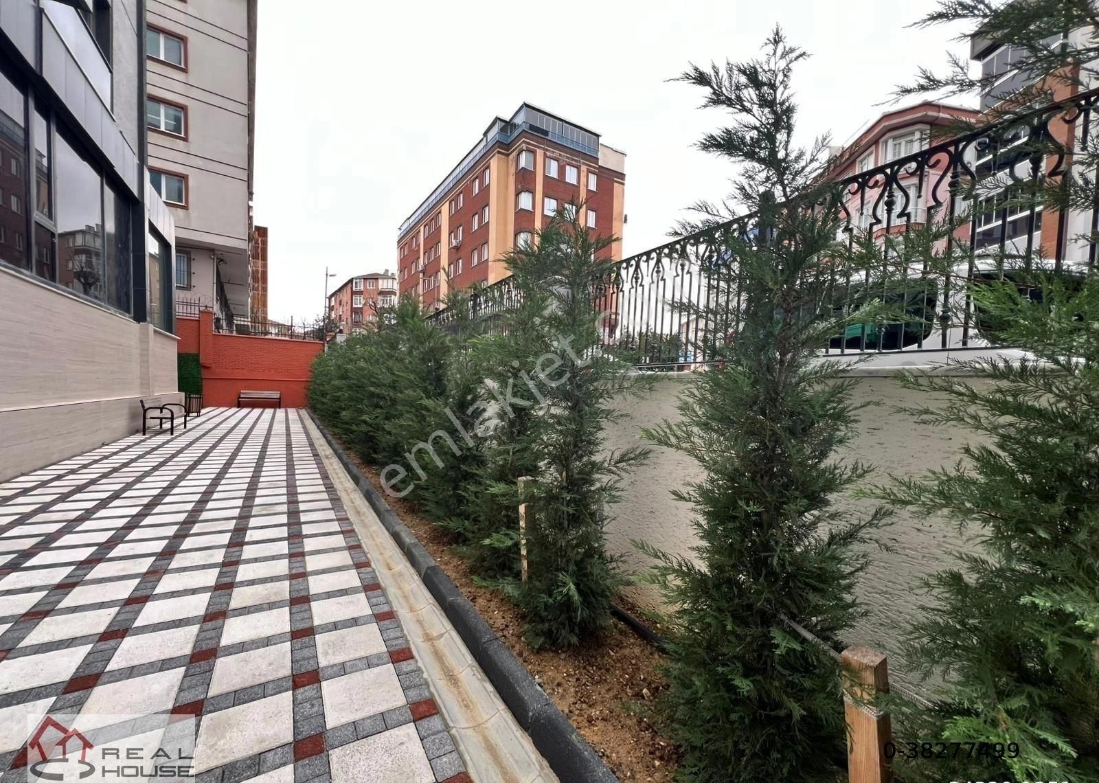 Yenibosna Merkezde Sıfır Binada Özenli 3+1 | 126 M² Krediye Uyg - Görsel 23