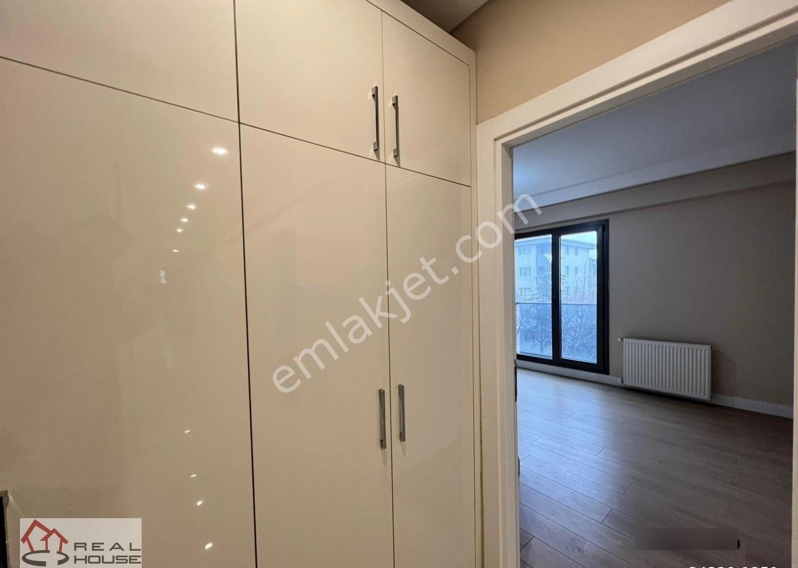 Yenibosna Merkezde Sıfır Binada Özenli 3+1 | 126 M² Krediye Uyg - Görsel 25