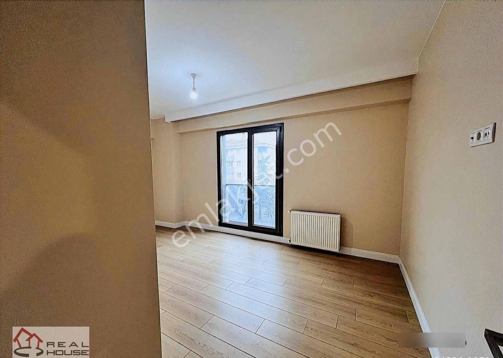 Yenibosna Merkezde Sıfır Binada Özenli 3+1 | 126 M² Krediye Uyg - Görsel 7