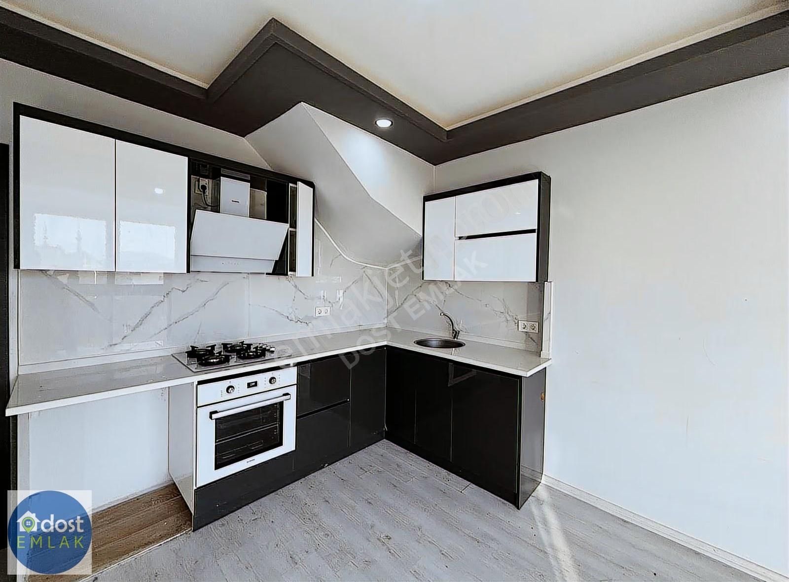 Dost Emlaktan Merkezde Asansörlü 3+1 Satılık Dubleks Daire - Görsel 33