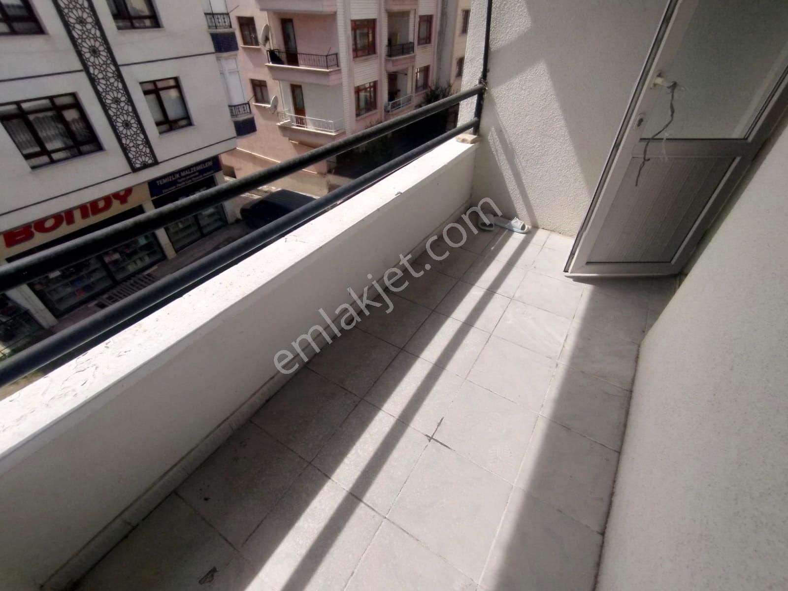 Keçiören Aktepede 3+1 2.kat İskanlı Daire - Görsel 26