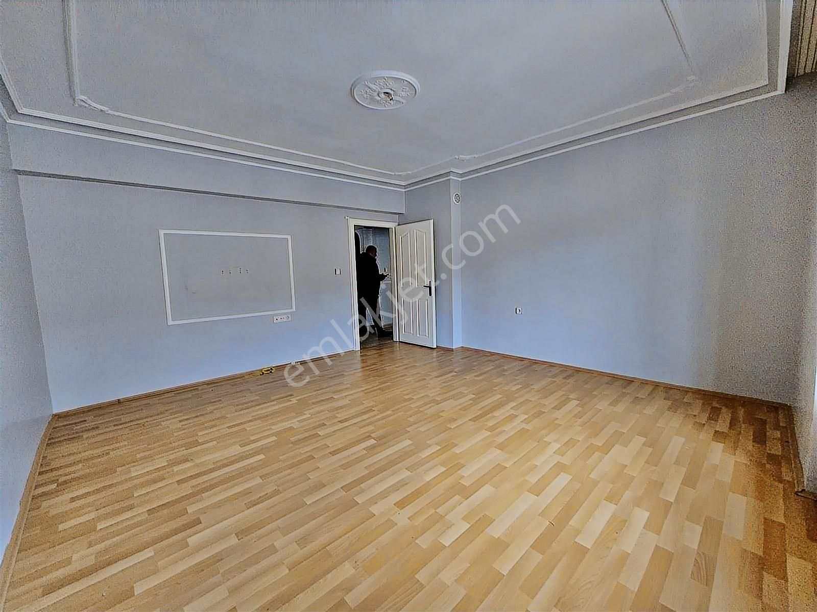 Sincan Maraşal Çakmak Mah. 3+1 Asansörlü Full Yapılı Daire - Görsel 13