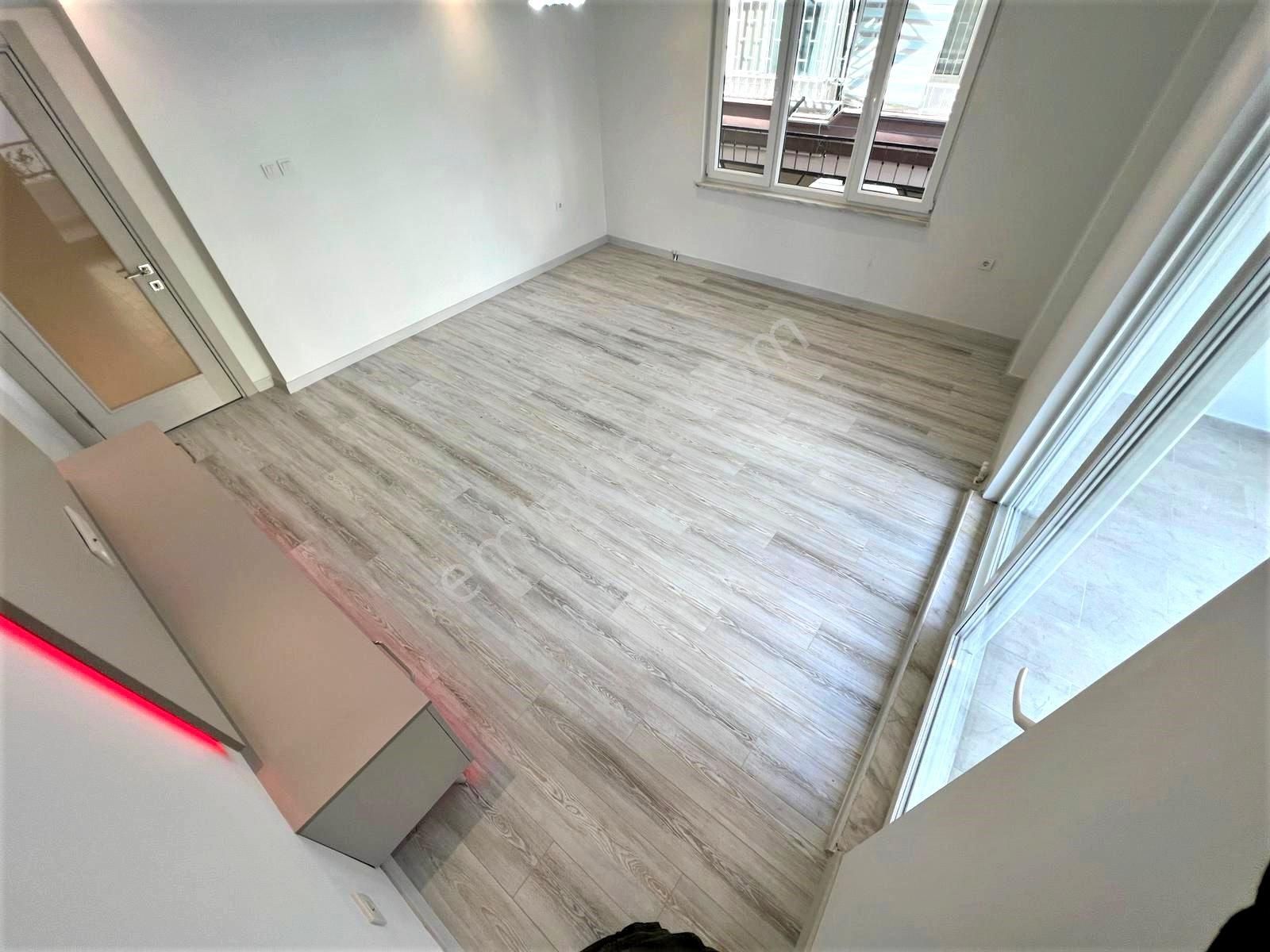 🏡 Referans'tan İkizçay'da Ayrı Mutfak Modern Tasarımlı Ön Cephe 3+1 Daire - Görsel 29