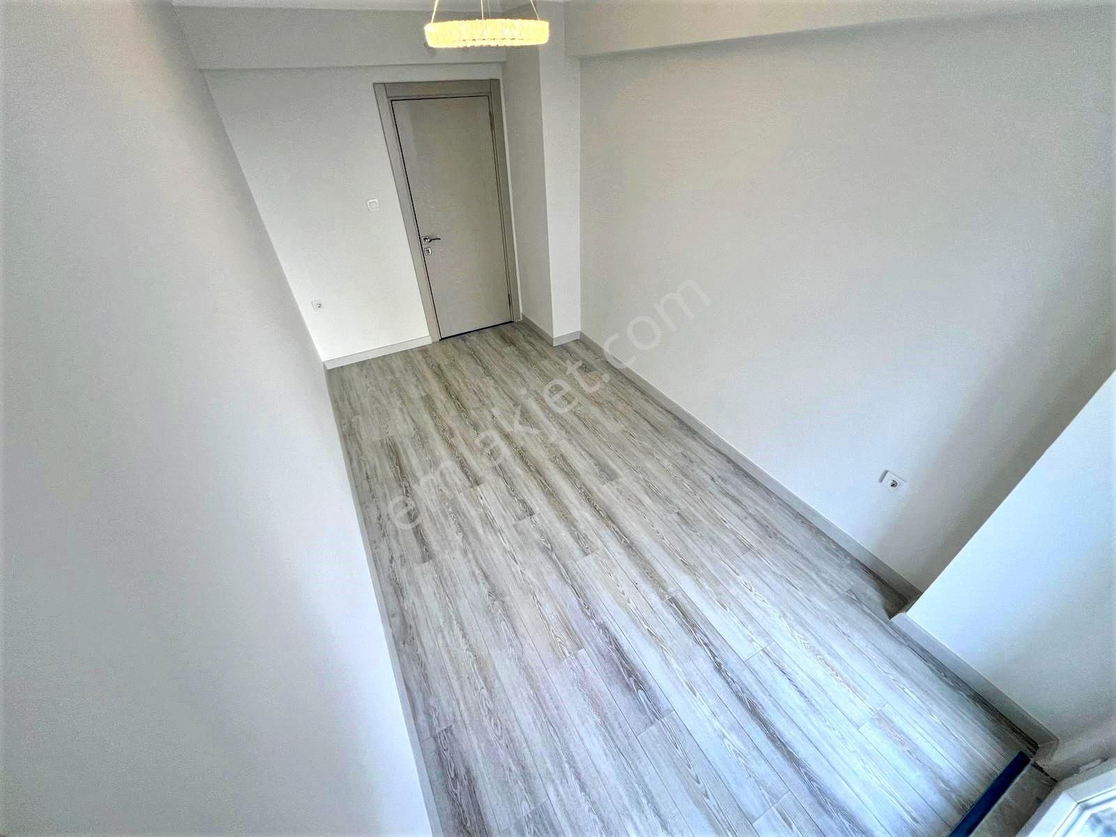 🏡 Referans'tan İkizçay'da Ayrı Mutfak Modern Tasarımlı Ön Cephe 3+1 Daire - Görsel 30