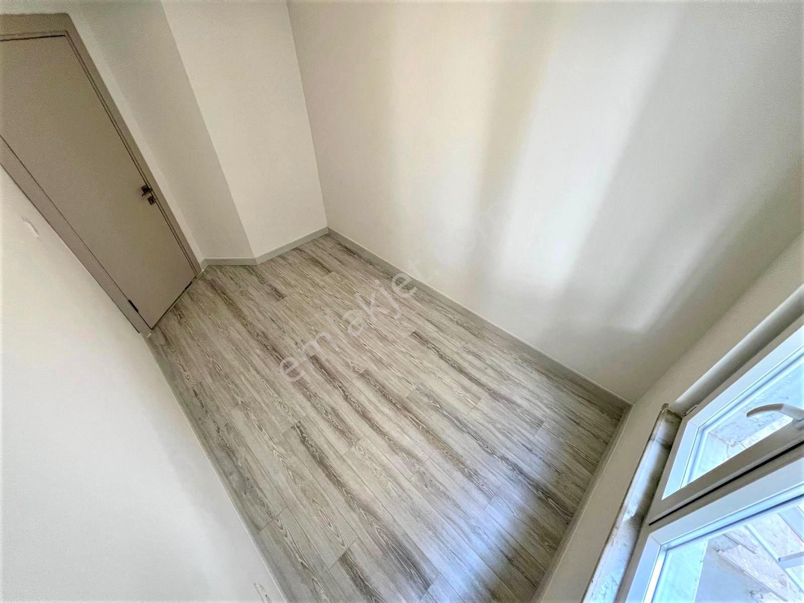 🏡 Referans'tan İkizçay'da Ayrı Mutfak Modern Tasarımlı Ön Cephe 3+1 Daire - Görsel 16