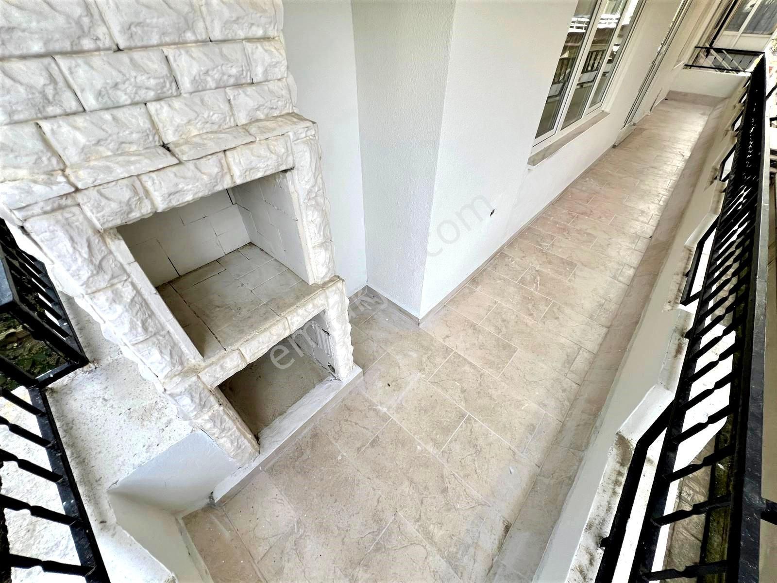 🏡 Referans'tan İkizçay'da Ayrı Mutfak Modern Tasarımlı Ön Cephe 3+1 Daire - Görsel 12