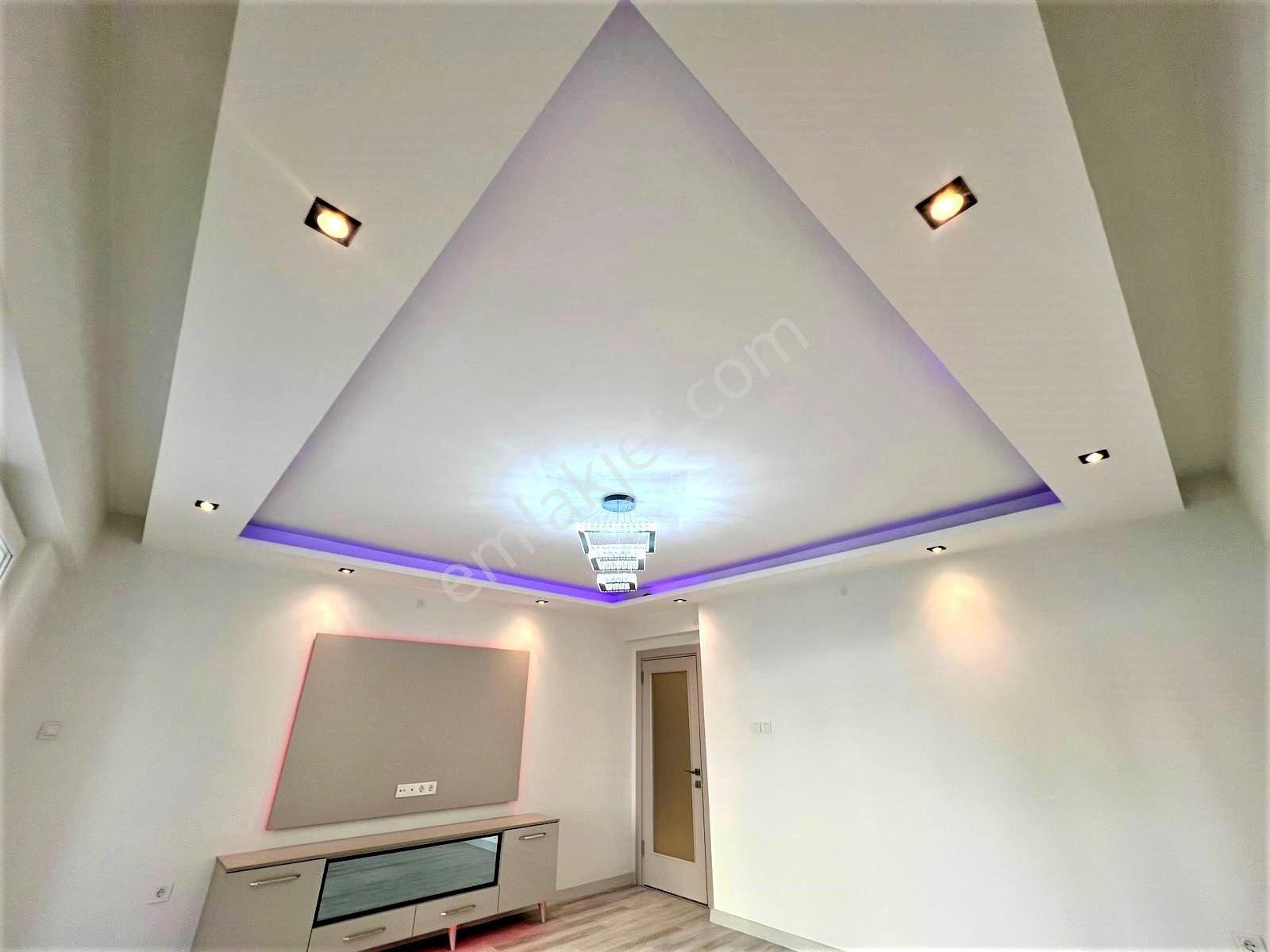 🏡 Referans'tan İkizçay'da Ayrı Mutfak Modern Tasarımlı Ön Cephe 3+1 Daire - Görsel 26