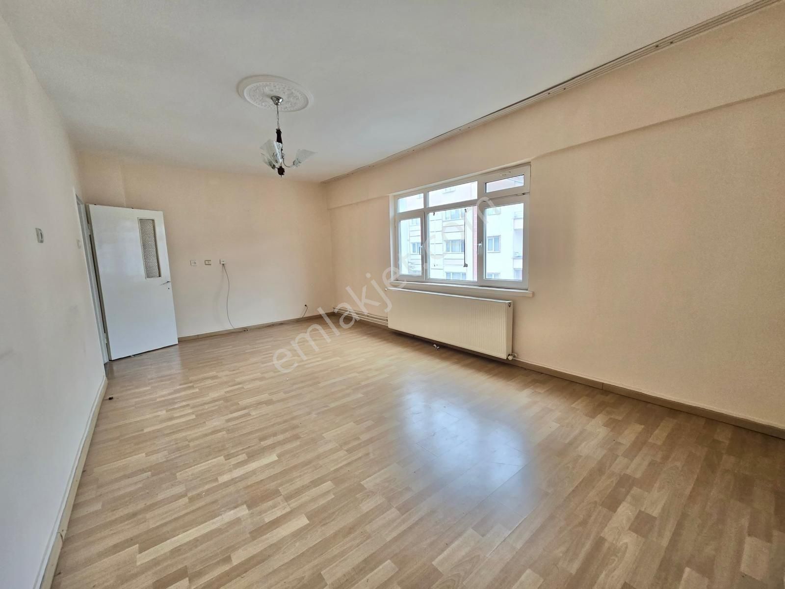 Sincan Tandoğan Mah. 3+1 Salon Bağımsız 2.katta Satılık Daire - Görsel 11