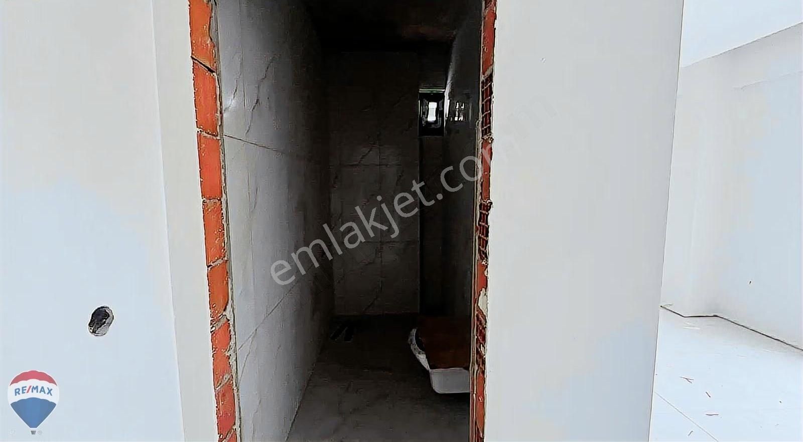 Remax Maviden Arifiye Fatih Mah. 2+1 107 M2 Balkonlu Daire - Görsel 11