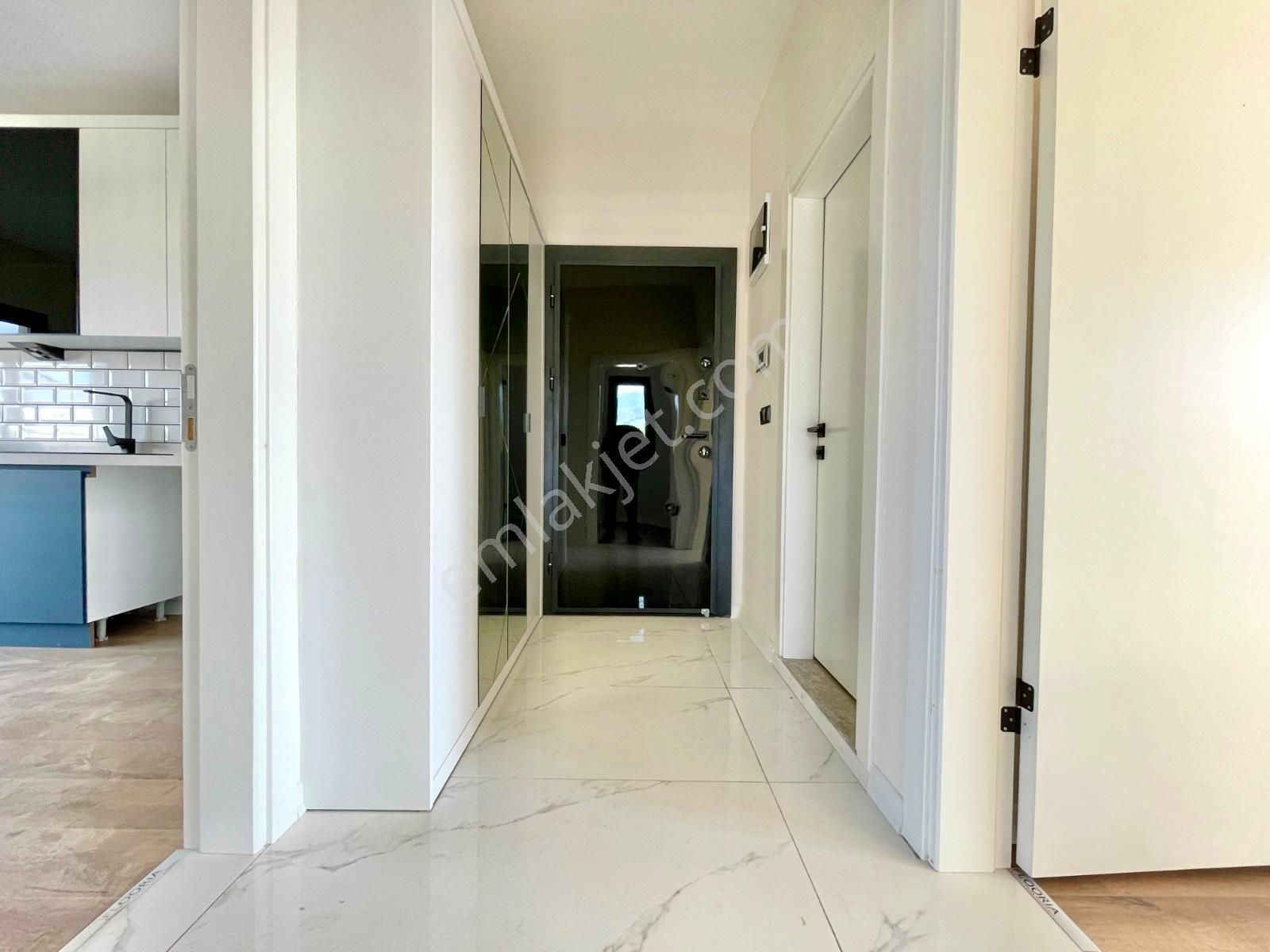 🏡 Referans'tan Akçay'da Yerden Isıtmalı Geniş Balkon Şık Tasarımlı 2+1 Daire - Görsel 10