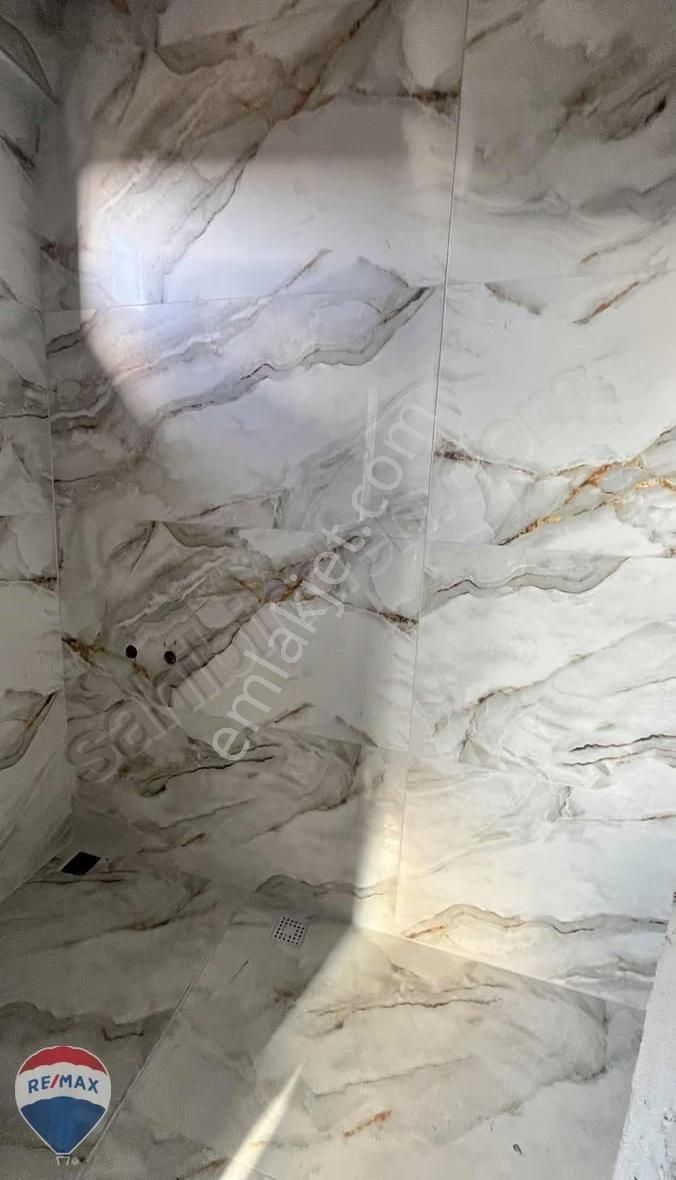 Remax Maviden 2+1 110 M2 Depolu Yerden Isıtmalı Yüksek Giriş - Görsel 16