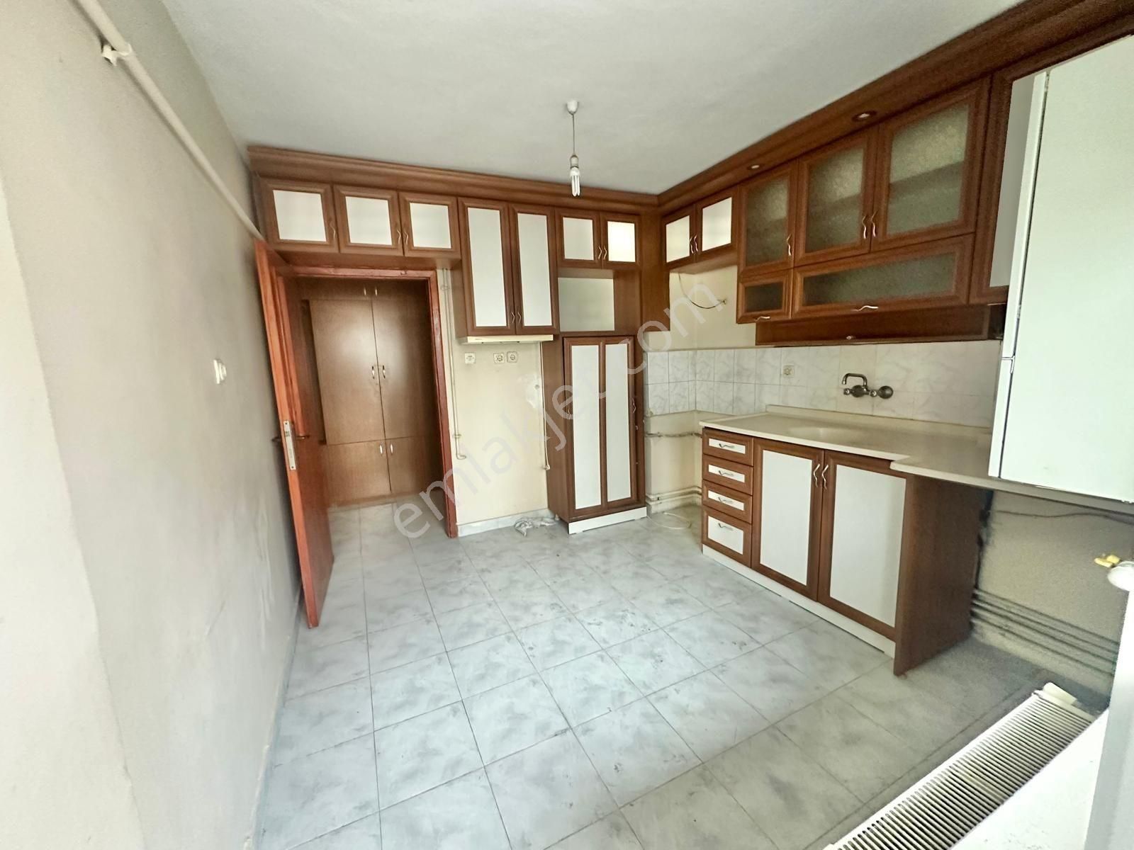 Sincan Akşemsettin Mah. 3+1 2.katta Kiralık Daire Kefil Şartı - Görsel 5