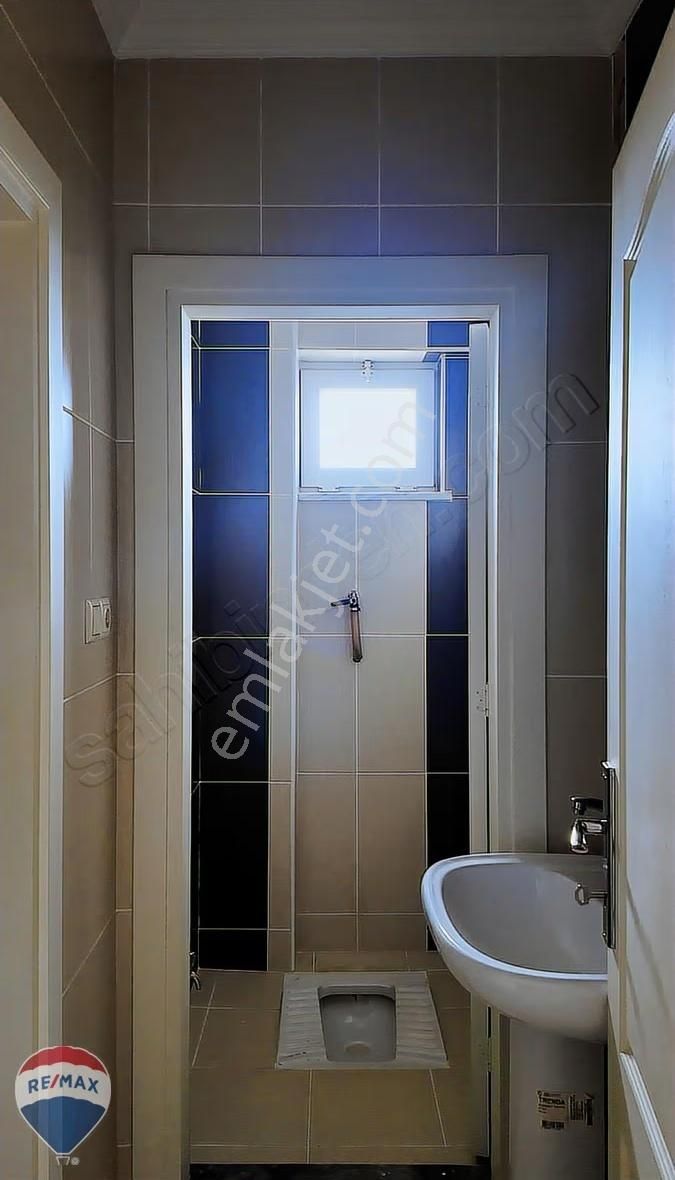 Remax Rıdvan Gediken Serdivan Arabacıalanında Garajlı 2+1 Daire - Görsel 8