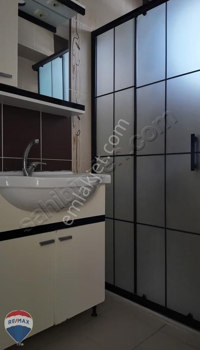 Remax Rıdvan Gediken Serdivan Arabacıalanında Garajlı 2+1 Daire - Görsel 3