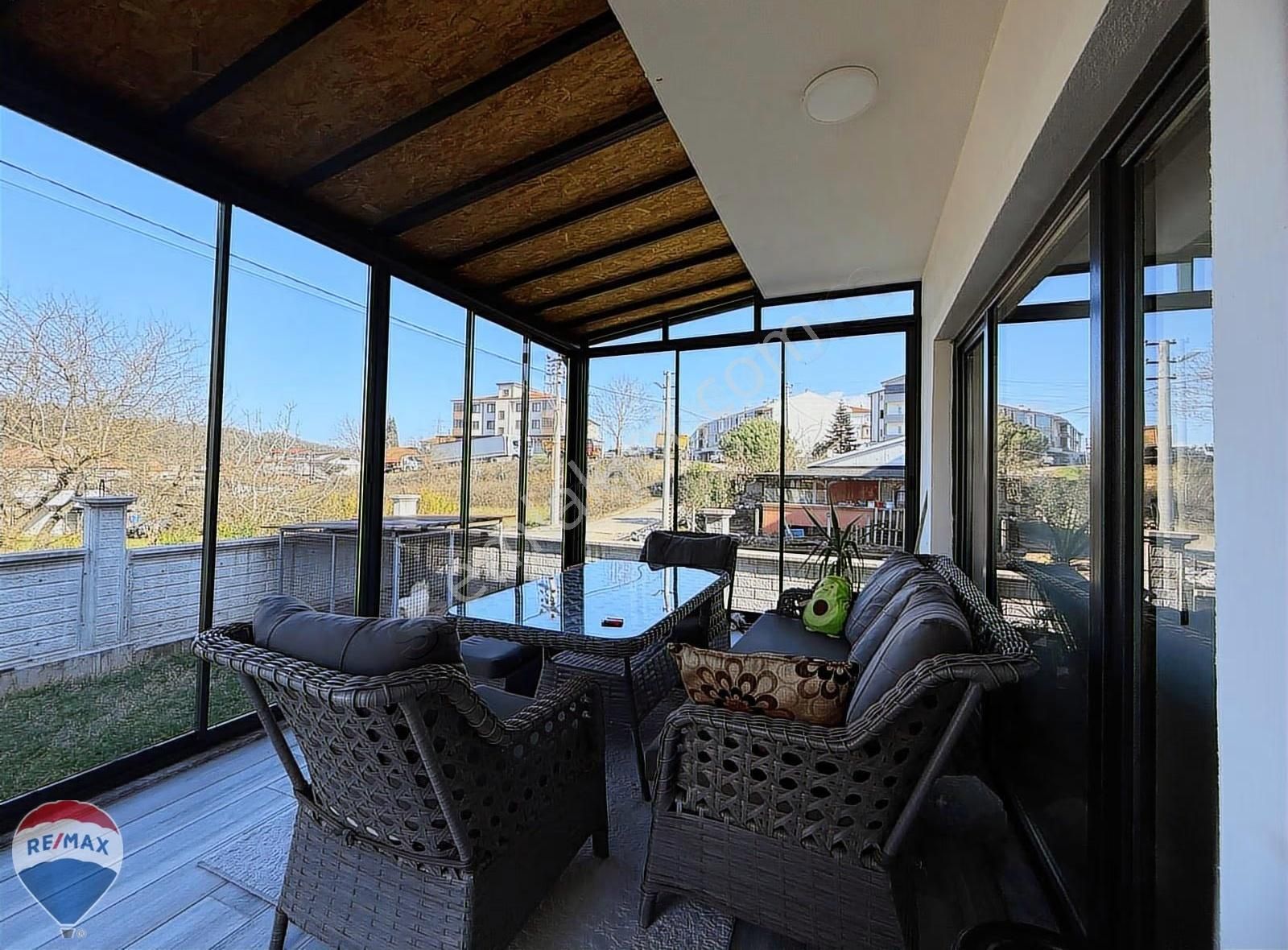 Remax Mavi'den Arifiye Cumhuriyet Mah. Satılık Mustakil Villa - Görsel 22