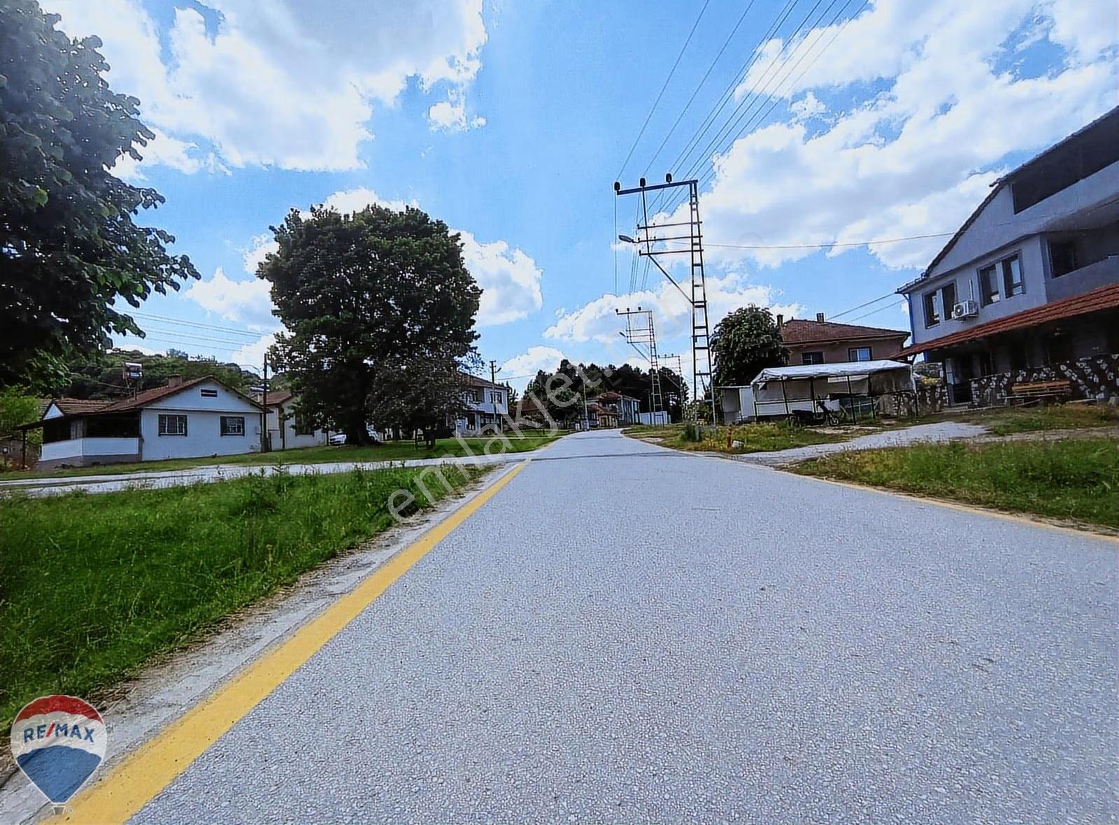 Satılık Arsa Sakarya Serdivan Uzunköy De 840 M2 Re/max Mavi'den - Görsel 5