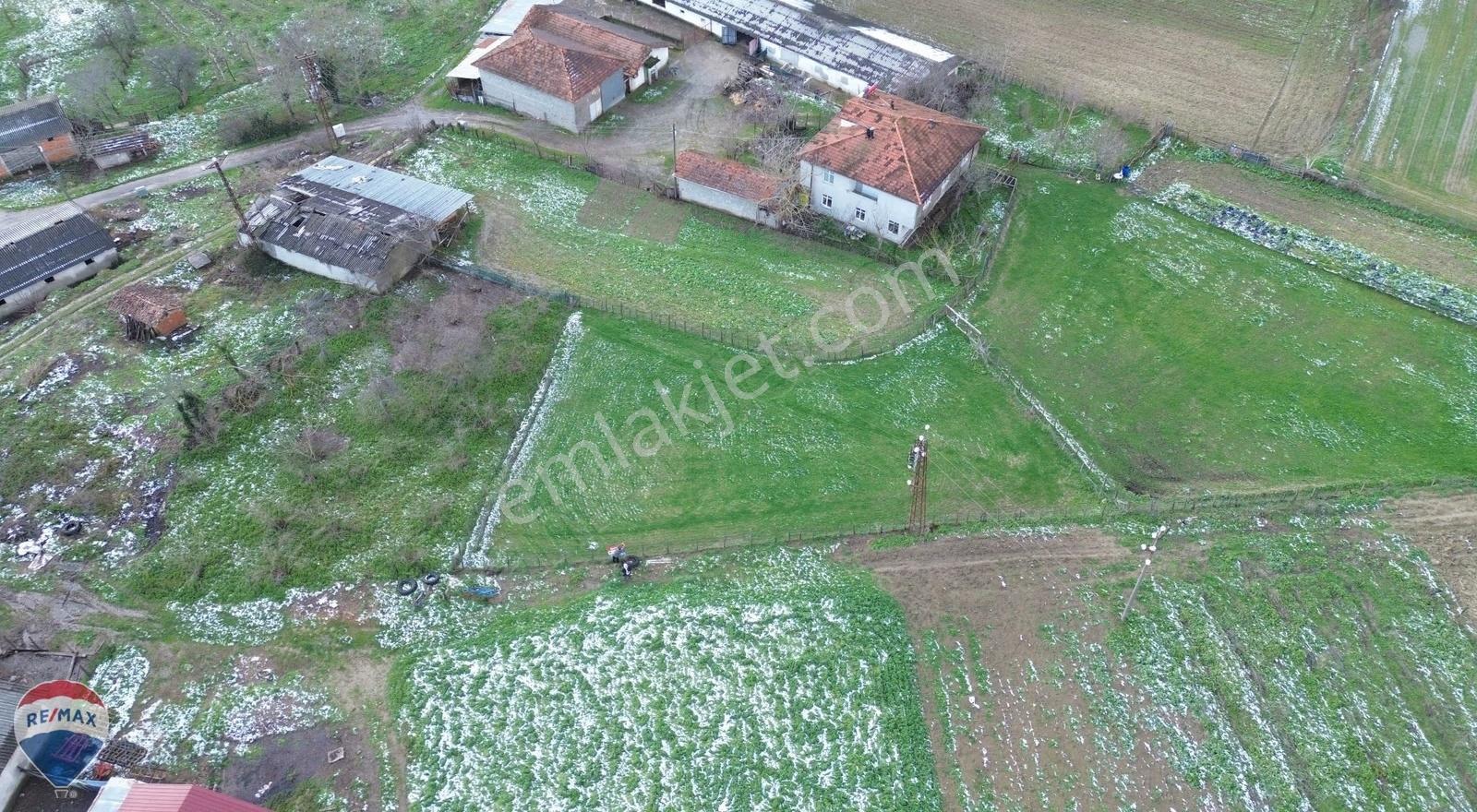 Remax Mavi Rıdvan Gedikten Kaynarcada Satılık 565 M2 Arsa - Görsel 9